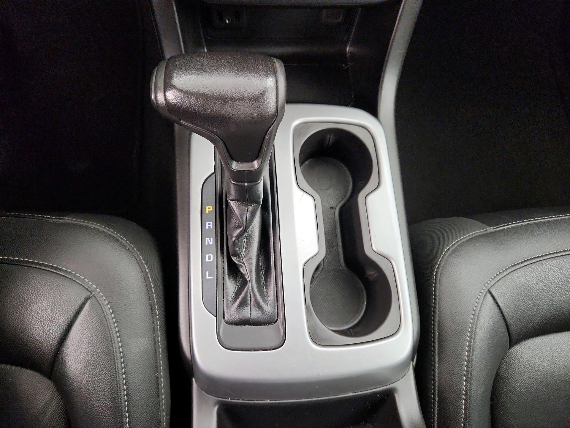 Thumbnail: 2019 Chevrolet Colorado - 18