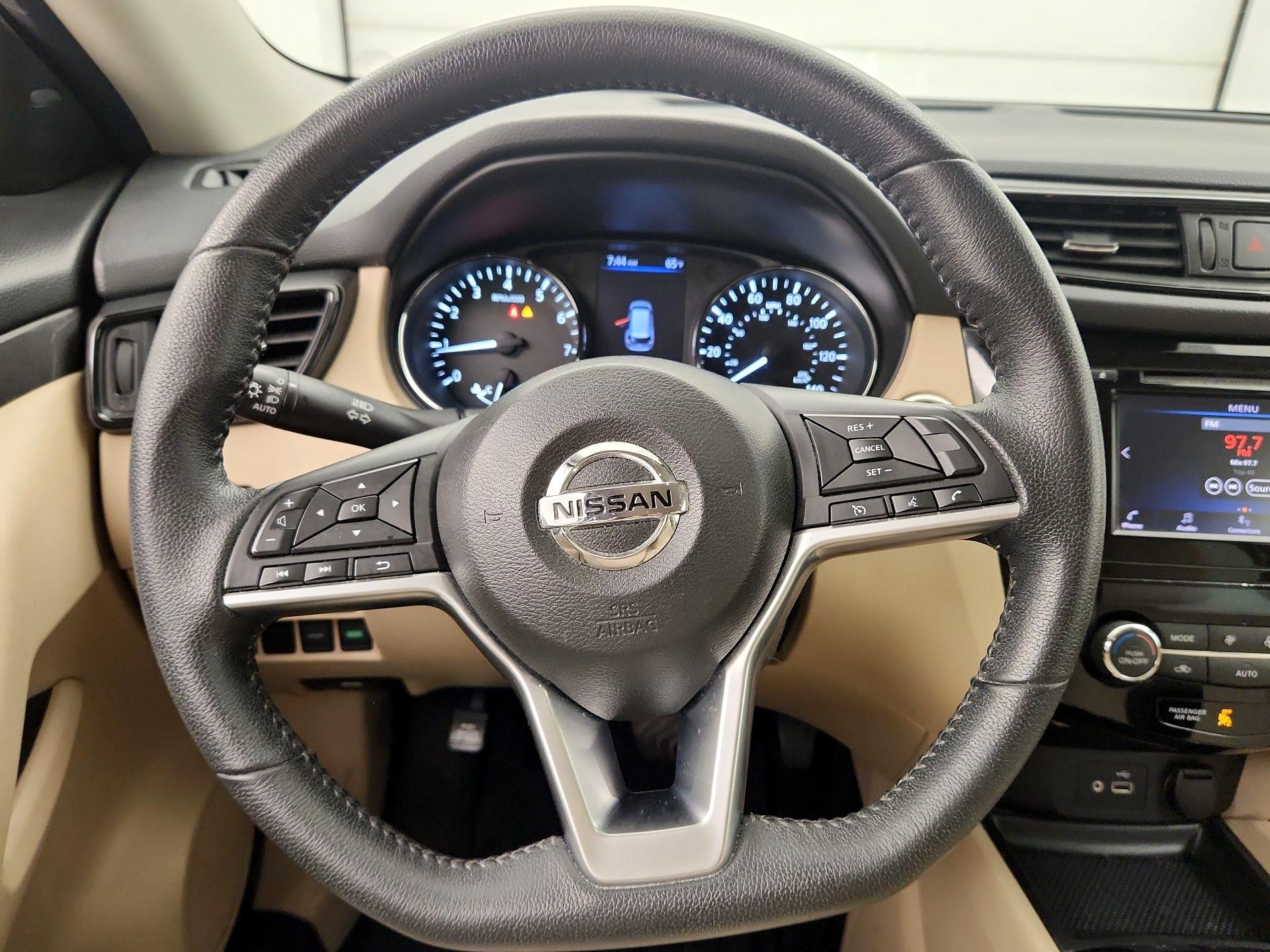 Thumbnail: 2019 Nissan Rogue - 10