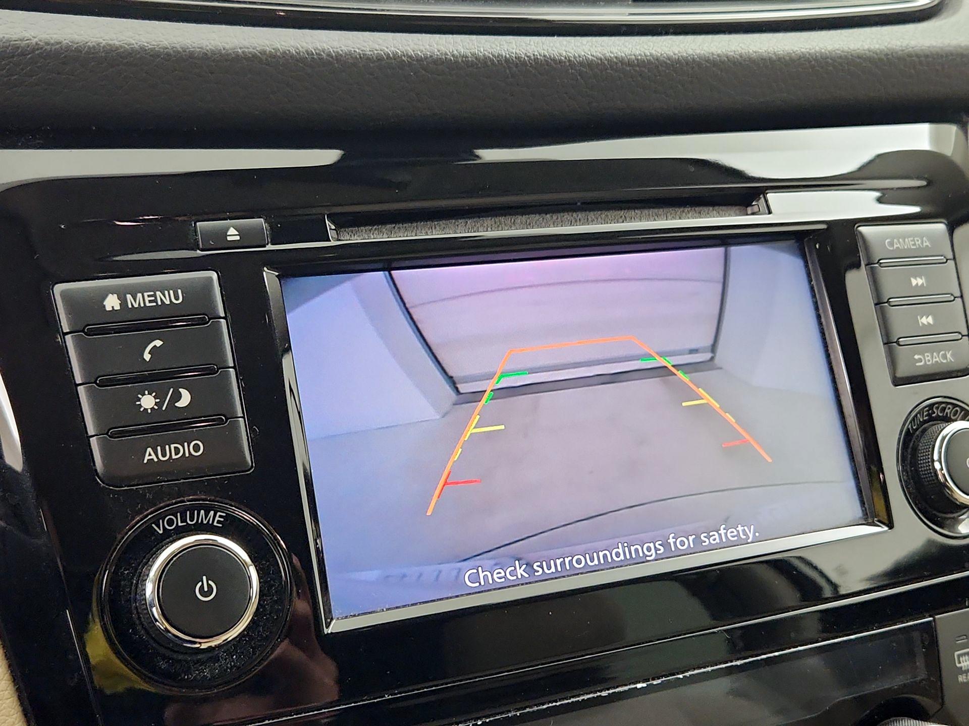Thumbnail: 2019 Nissan Rogue - 14