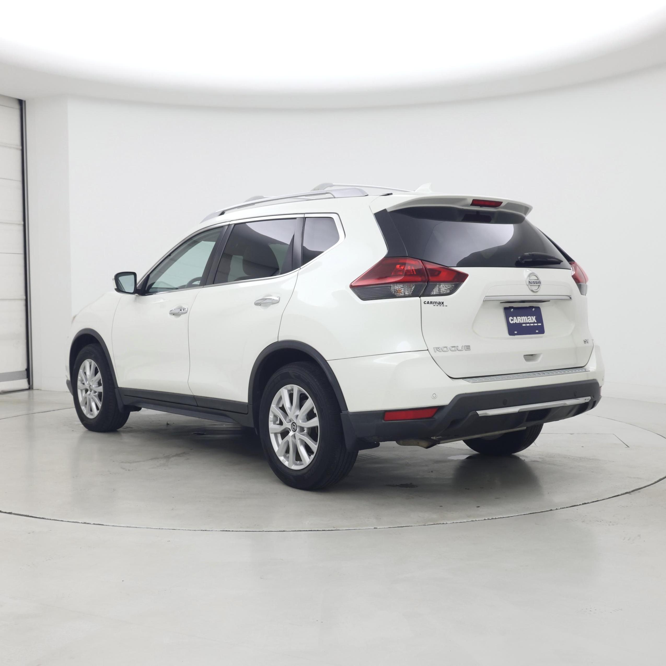 Thumbnail: 2019 Nissan Rogue - 2