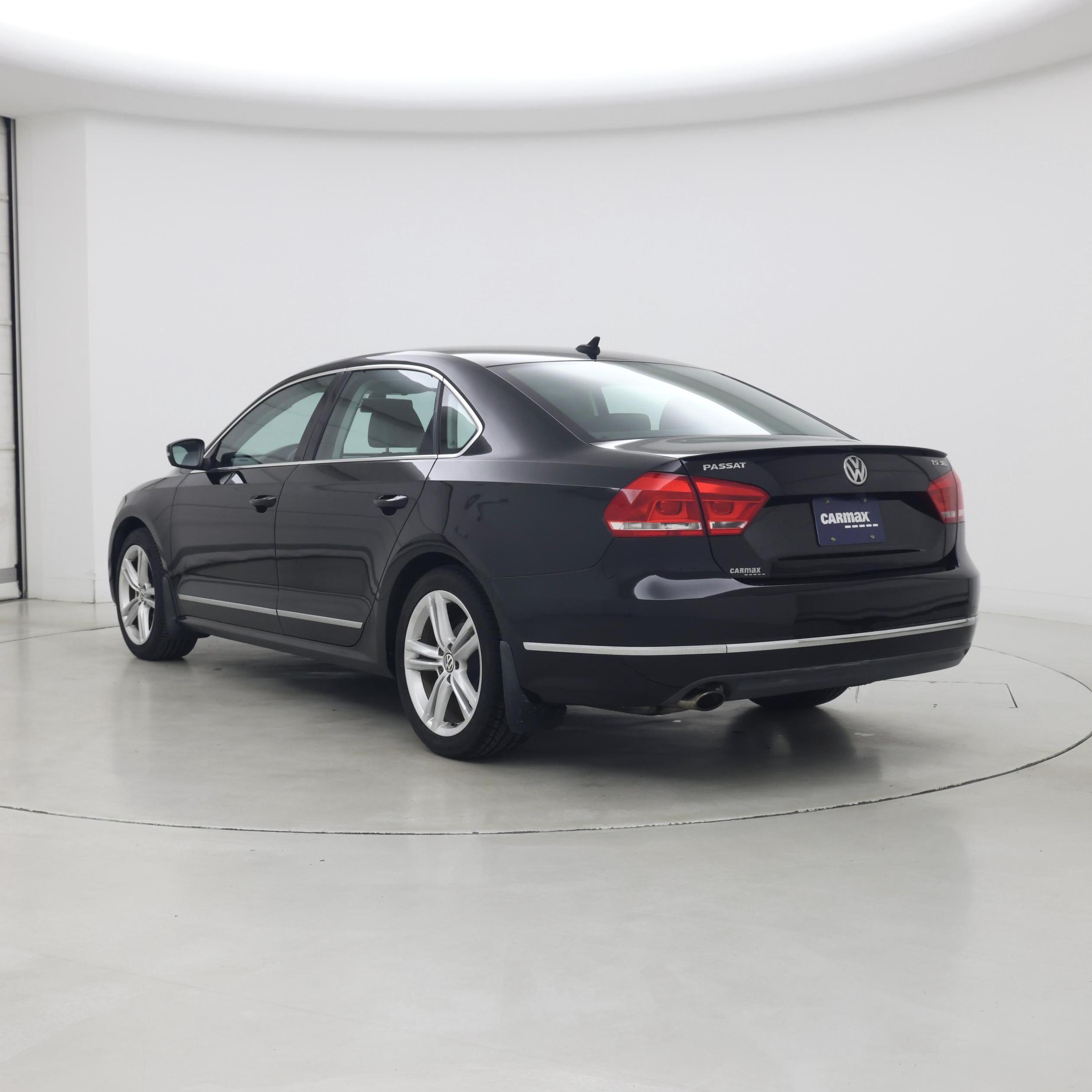 Thumbnail: 2015 Volkswagen Passat - 2