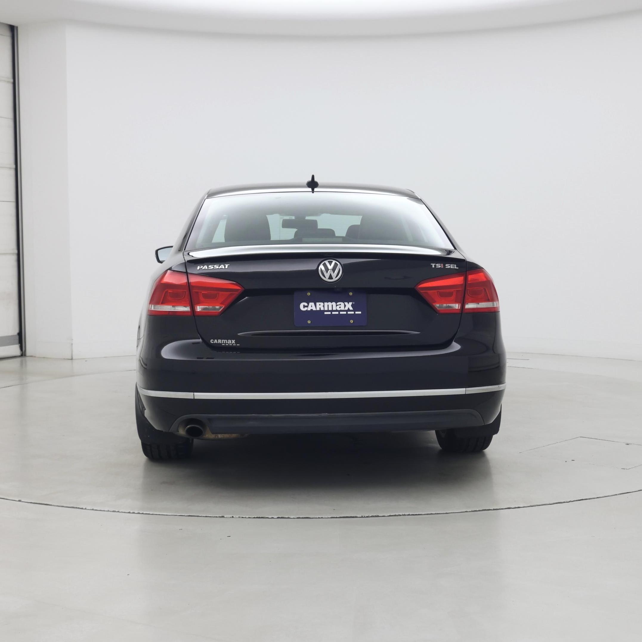 Thumbnail: 2015 Volkswagen Passat - 6