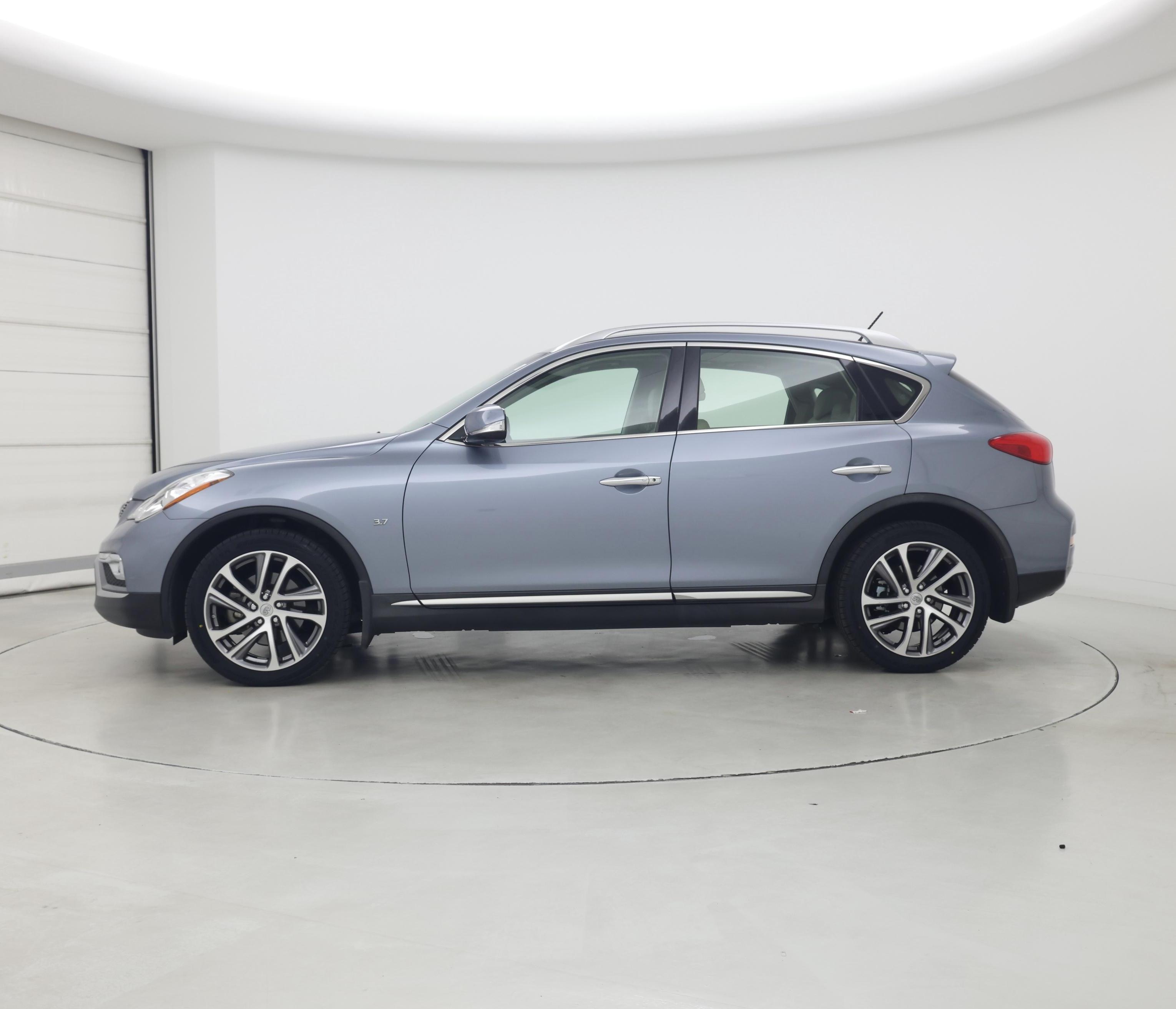 Thumbnail: 2016 INFINITI QX50 - 3