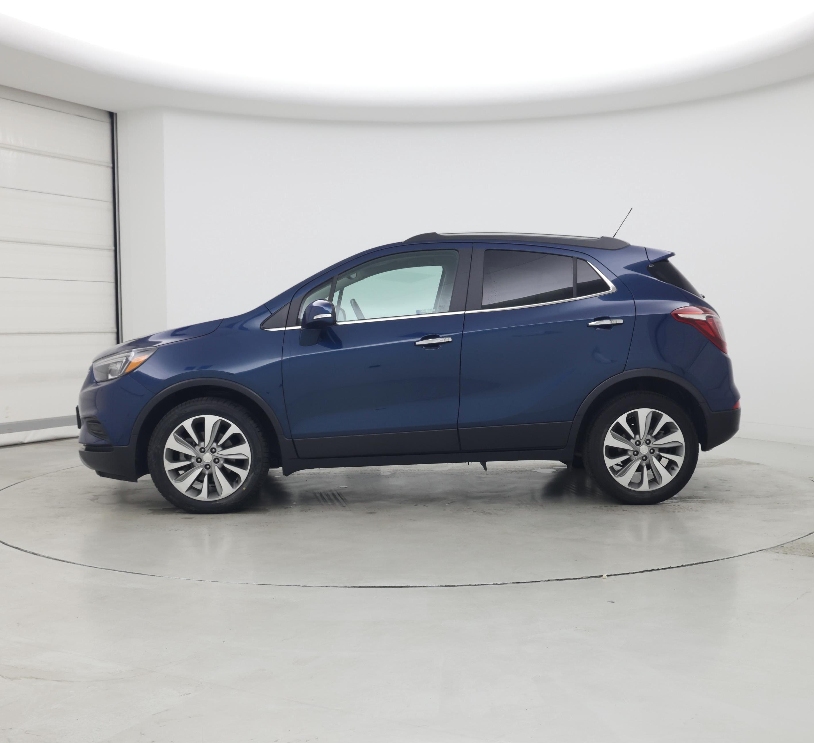 Thumbnail: 2019 Buick Encore - 3