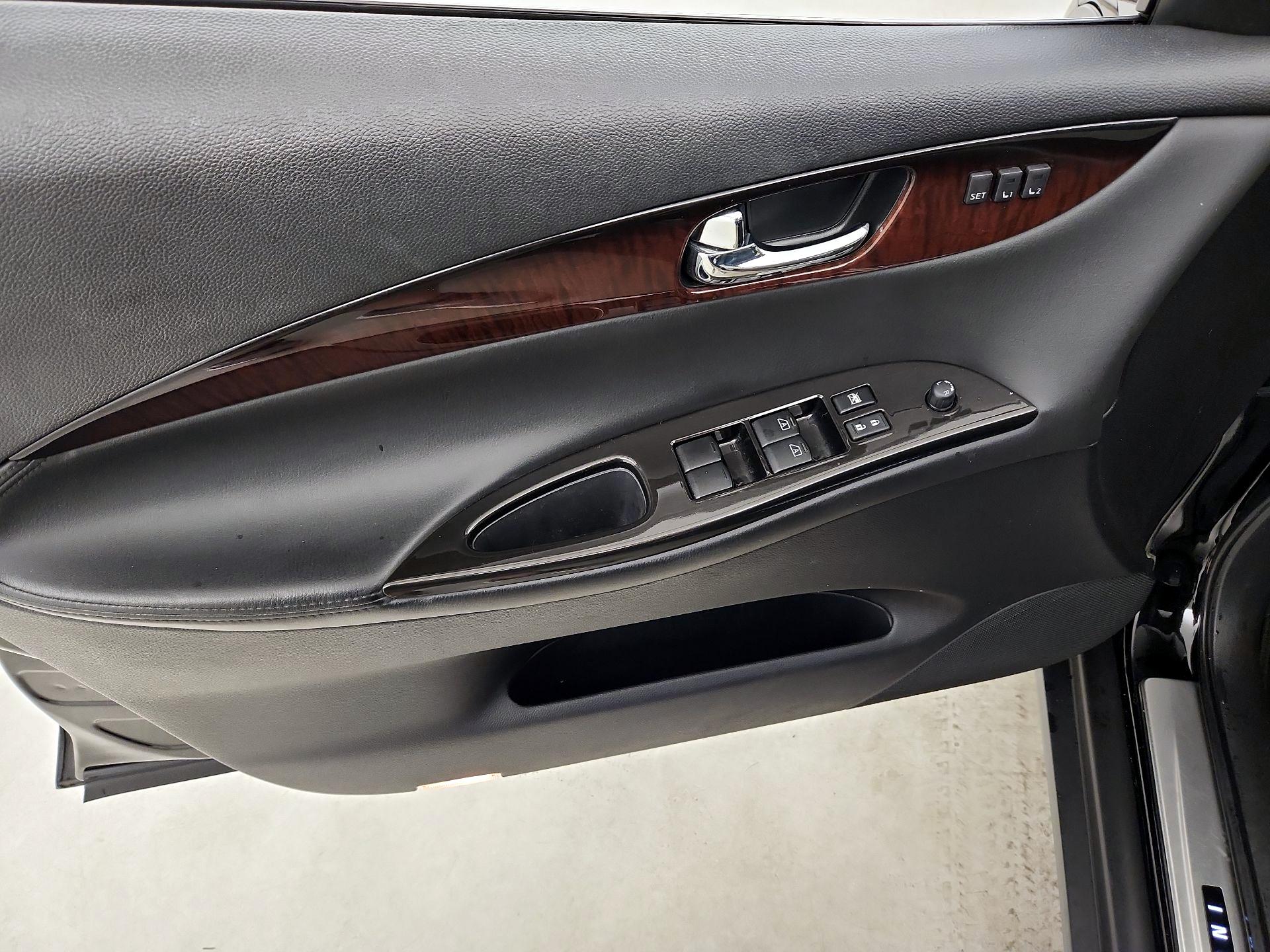 Thumbnail: 2017 INFINITI QX50 - 12