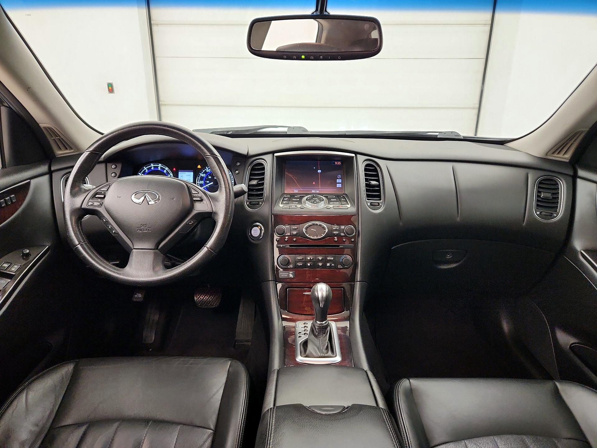 Thumbnail: 2017 INFINITI QX50 - 9