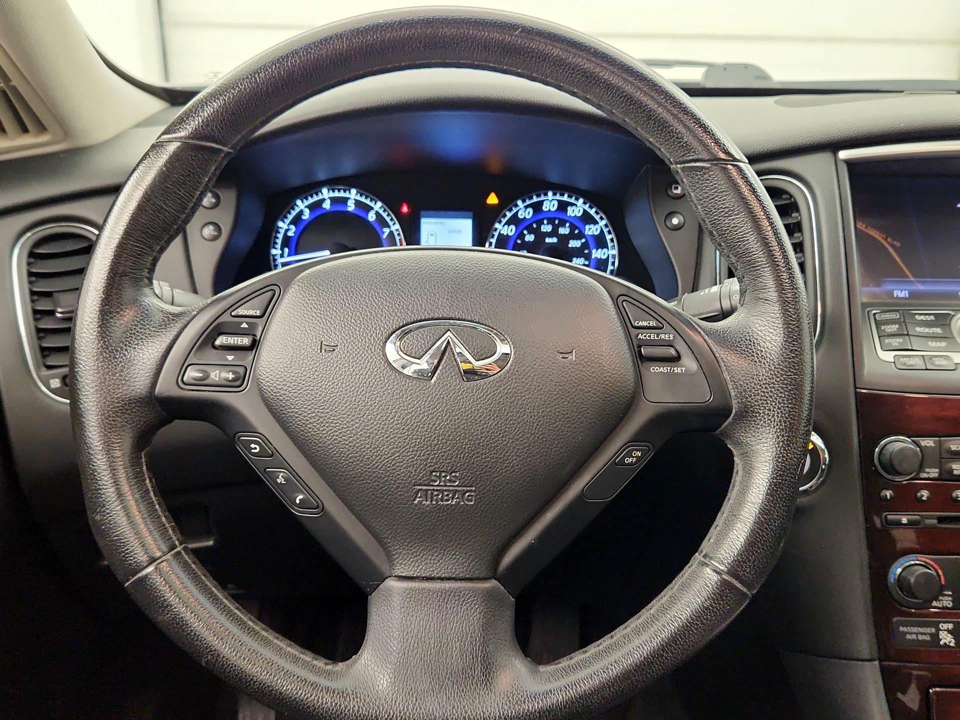 Thumbnail: 2017 INFINITI QX50 - 10
