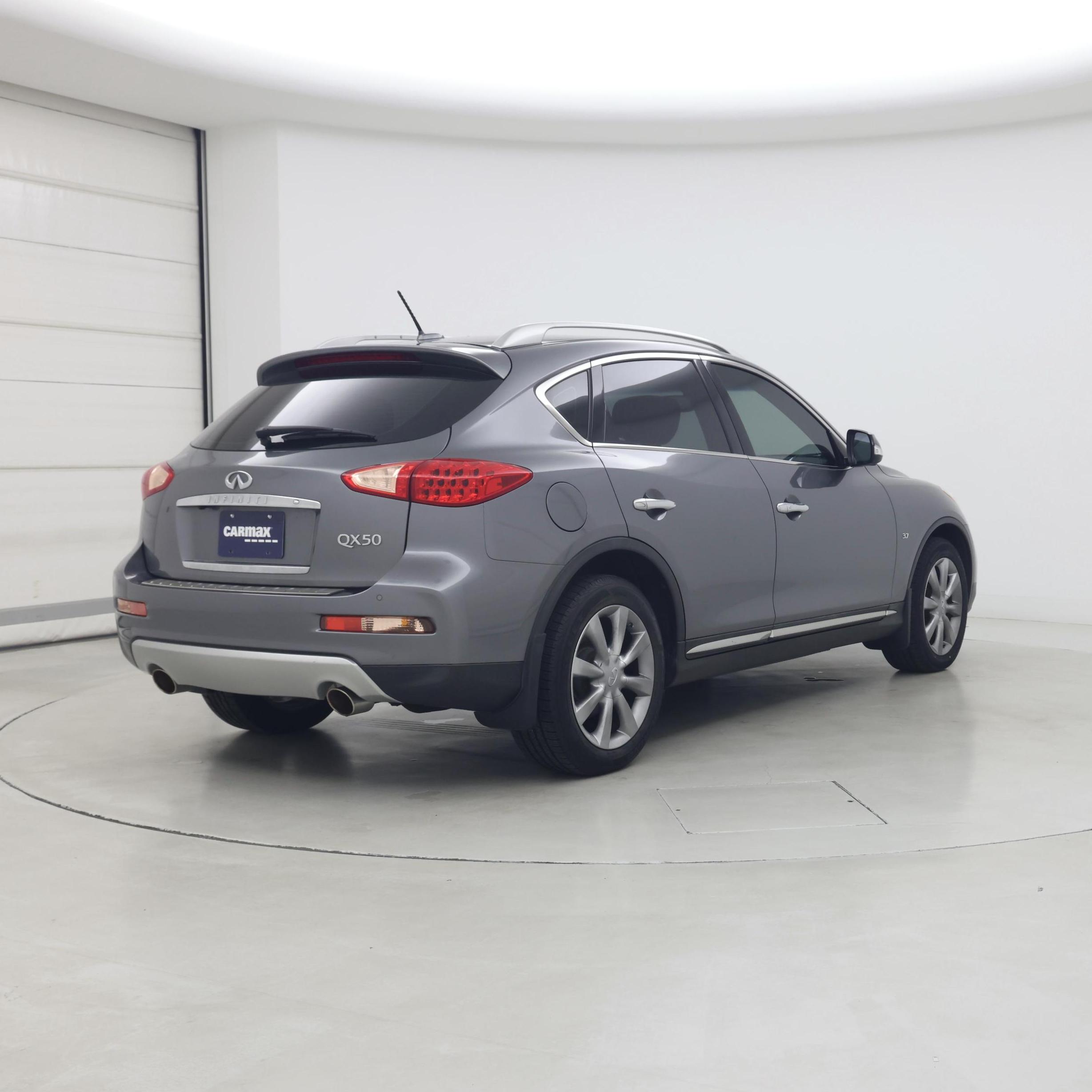 Thumbnail: 2017 INFINITI QX50 - 8