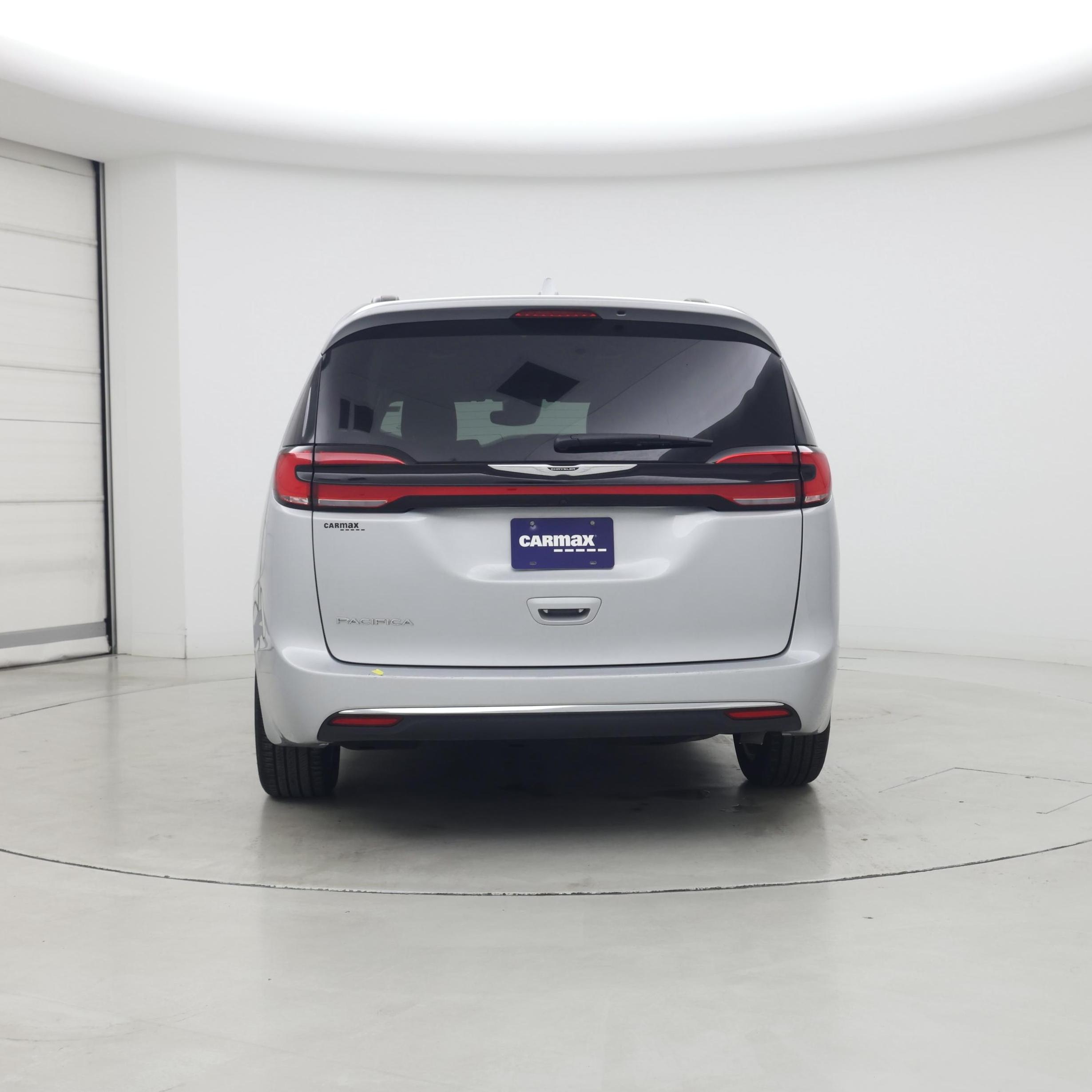Thumbnail: 2022 Chrysler Pacifica - 6