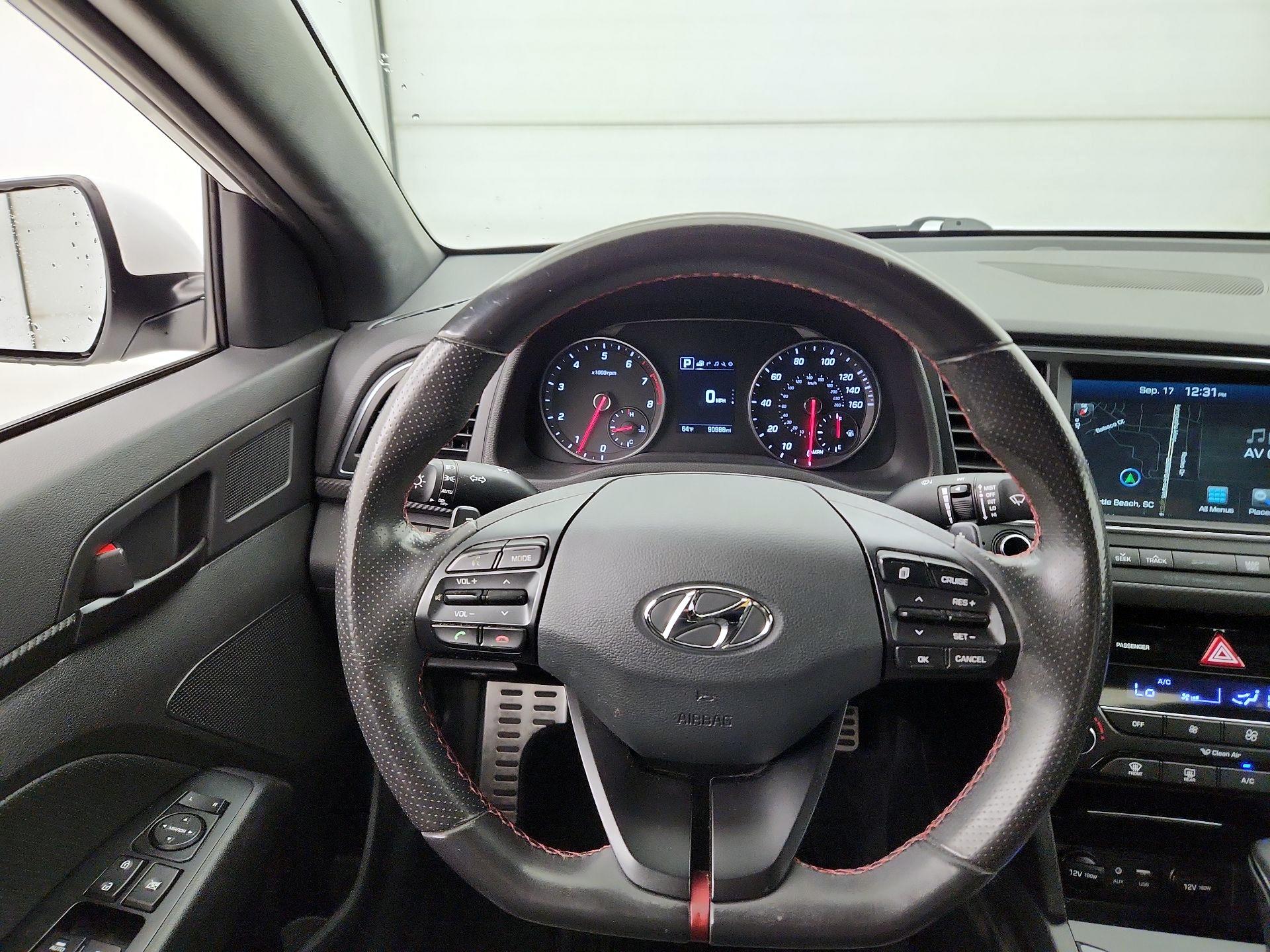 Thumbnail: 2018 Hyundai Elantra - 10