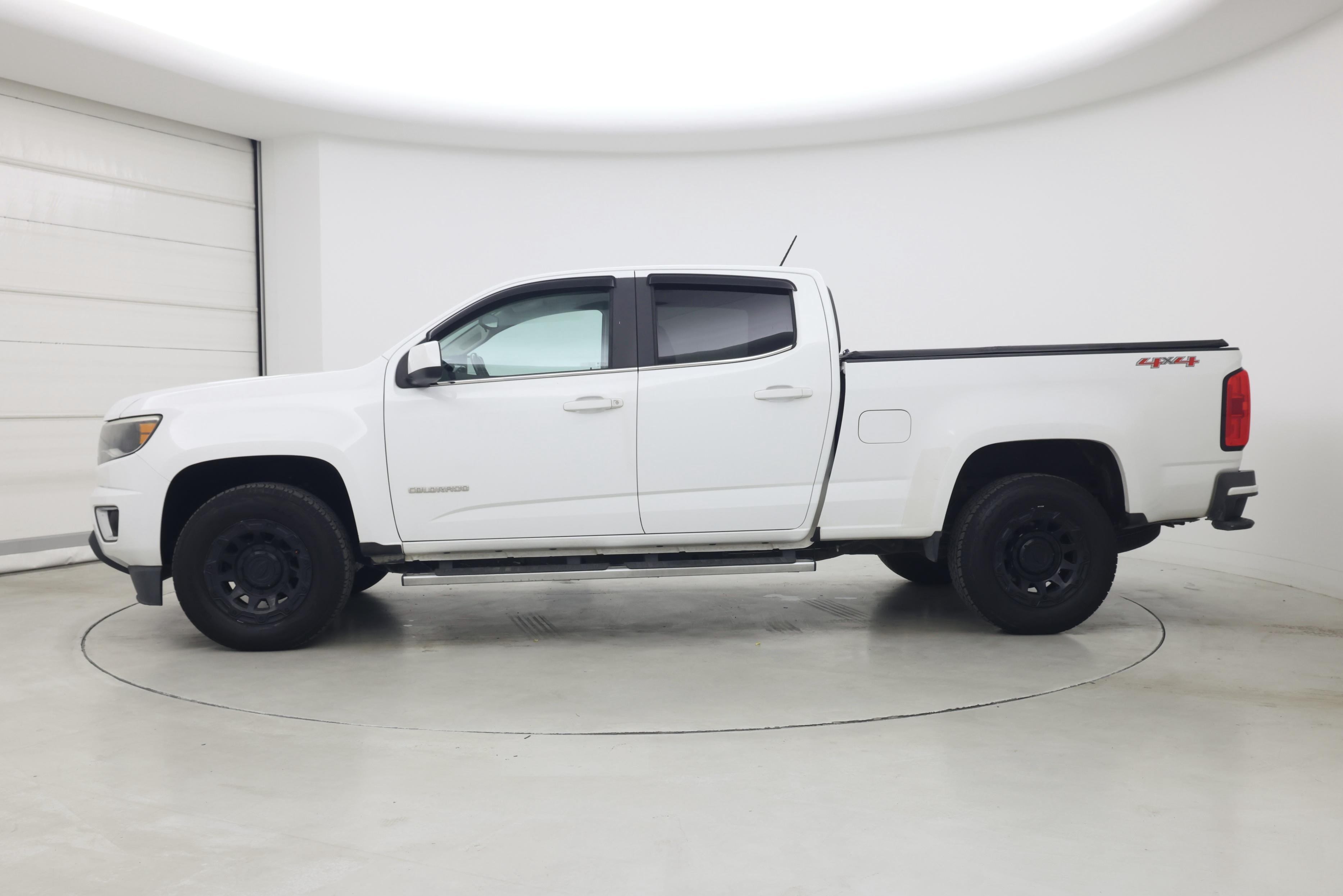 Thumbnail: 2016 Chevrolet Colorado - 3