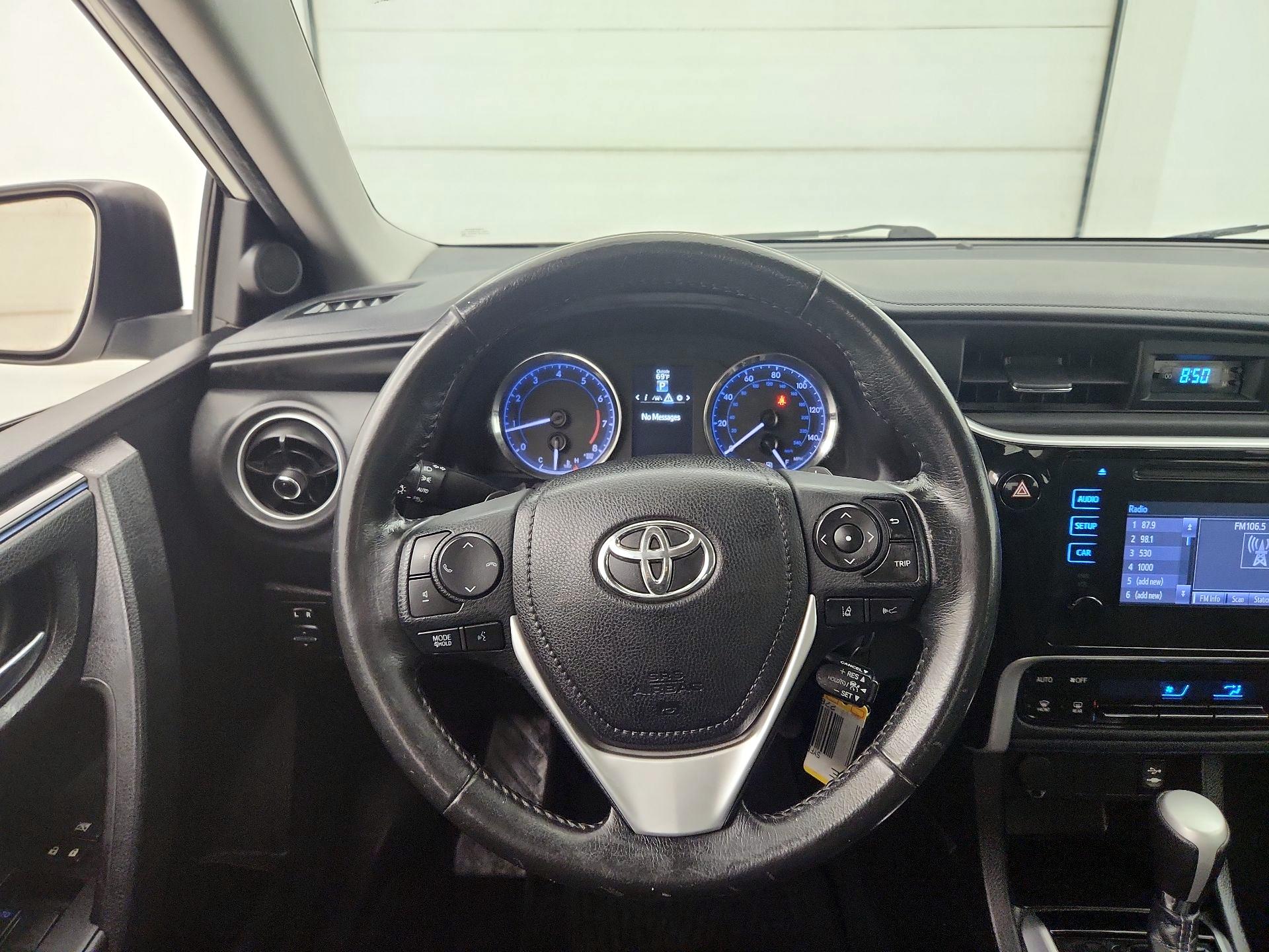 Thumbnail: 2019 Toyota Corolla - 10
