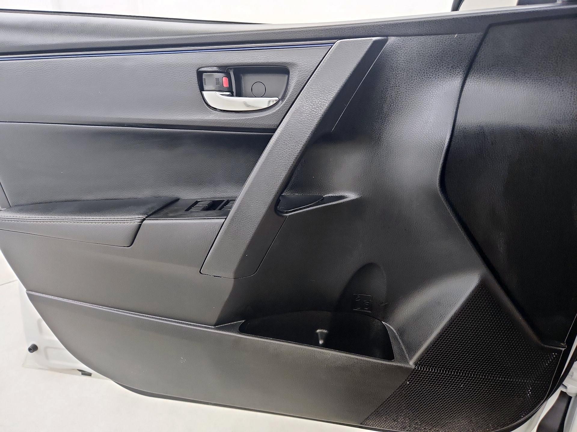 Thumbnail: 2019 Toyota Corolla - 12