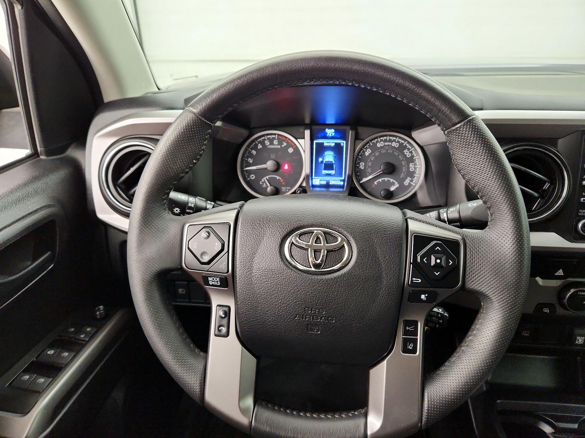 Thumbnail: 2021 Toyota Tacoma - 10