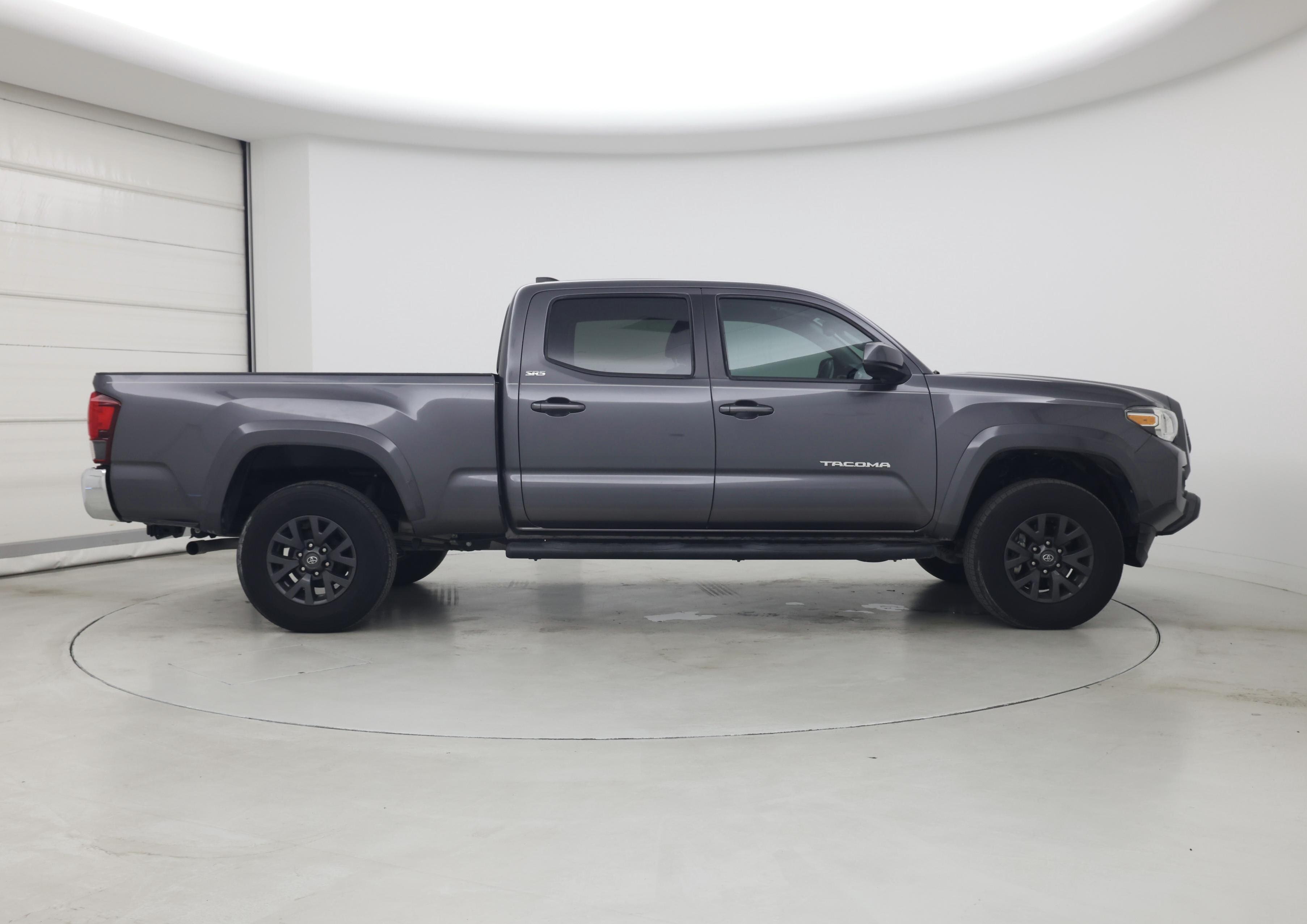 Thumbnail: 2021 Toyota Tacoma - 7