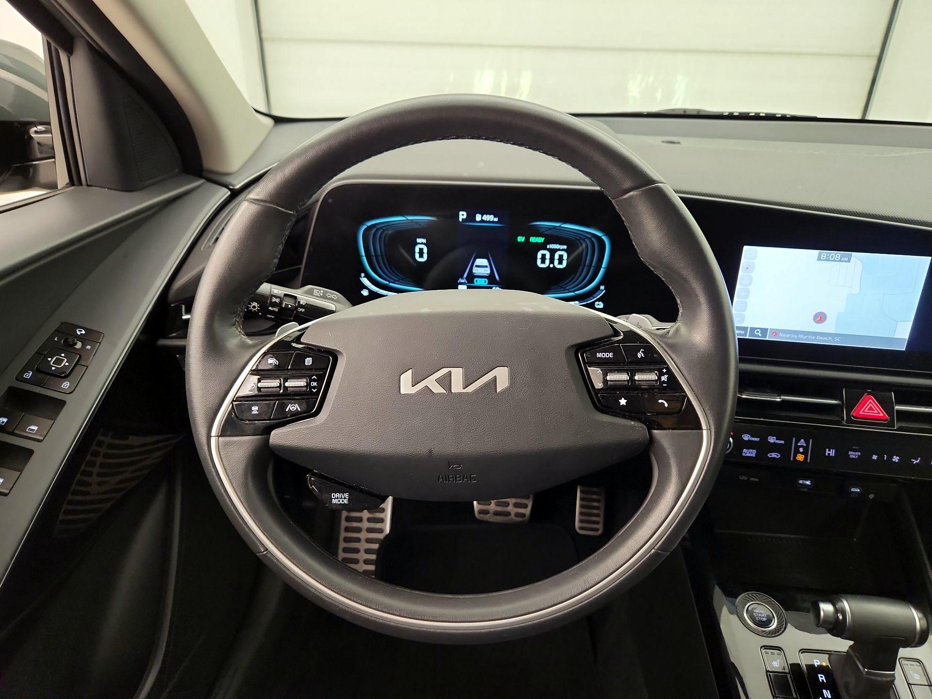 Thumbnail: 2023 Kia Niro - 10