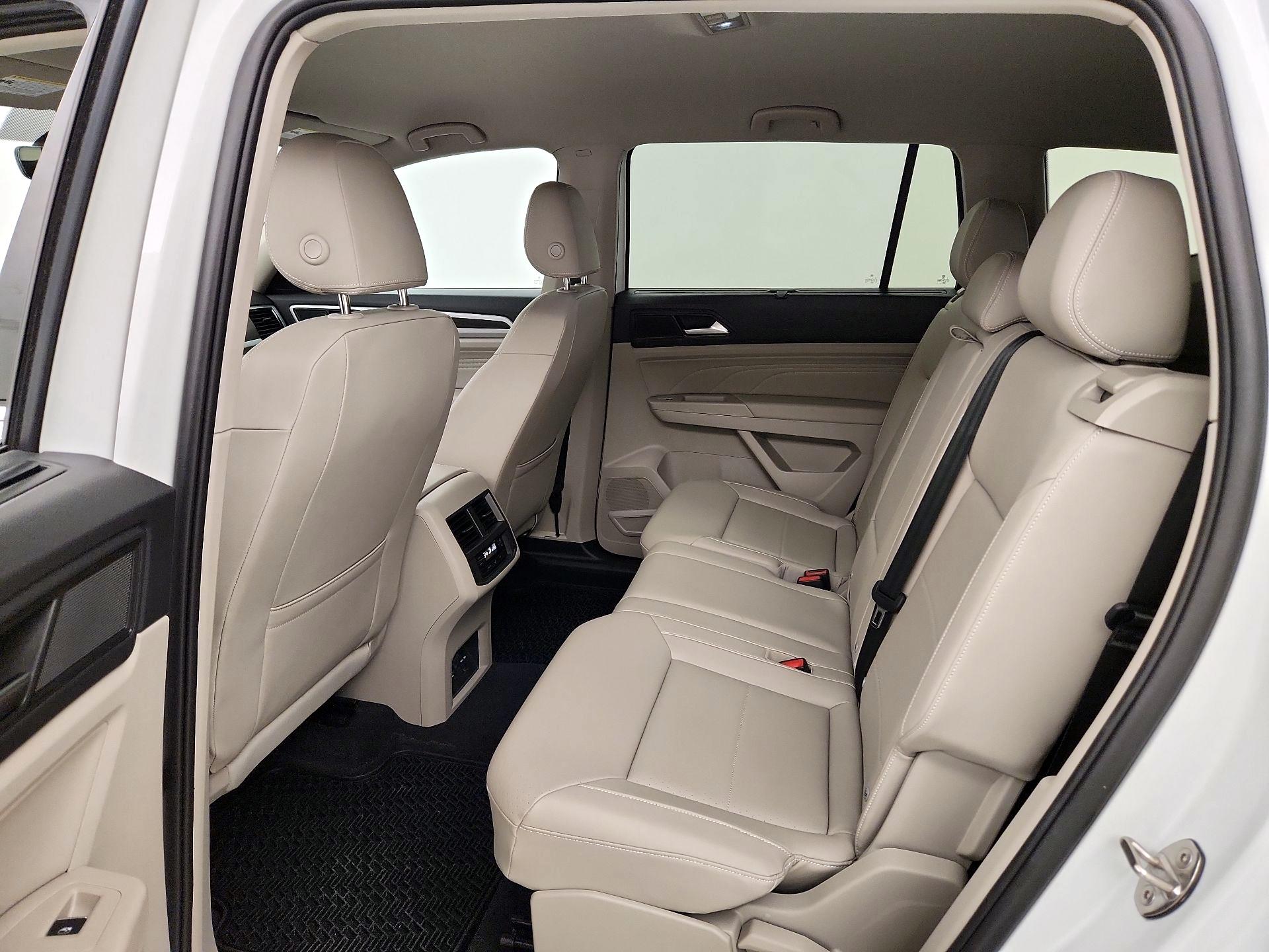 Thumbnail: 2023 Volkswagen Atlas - 19