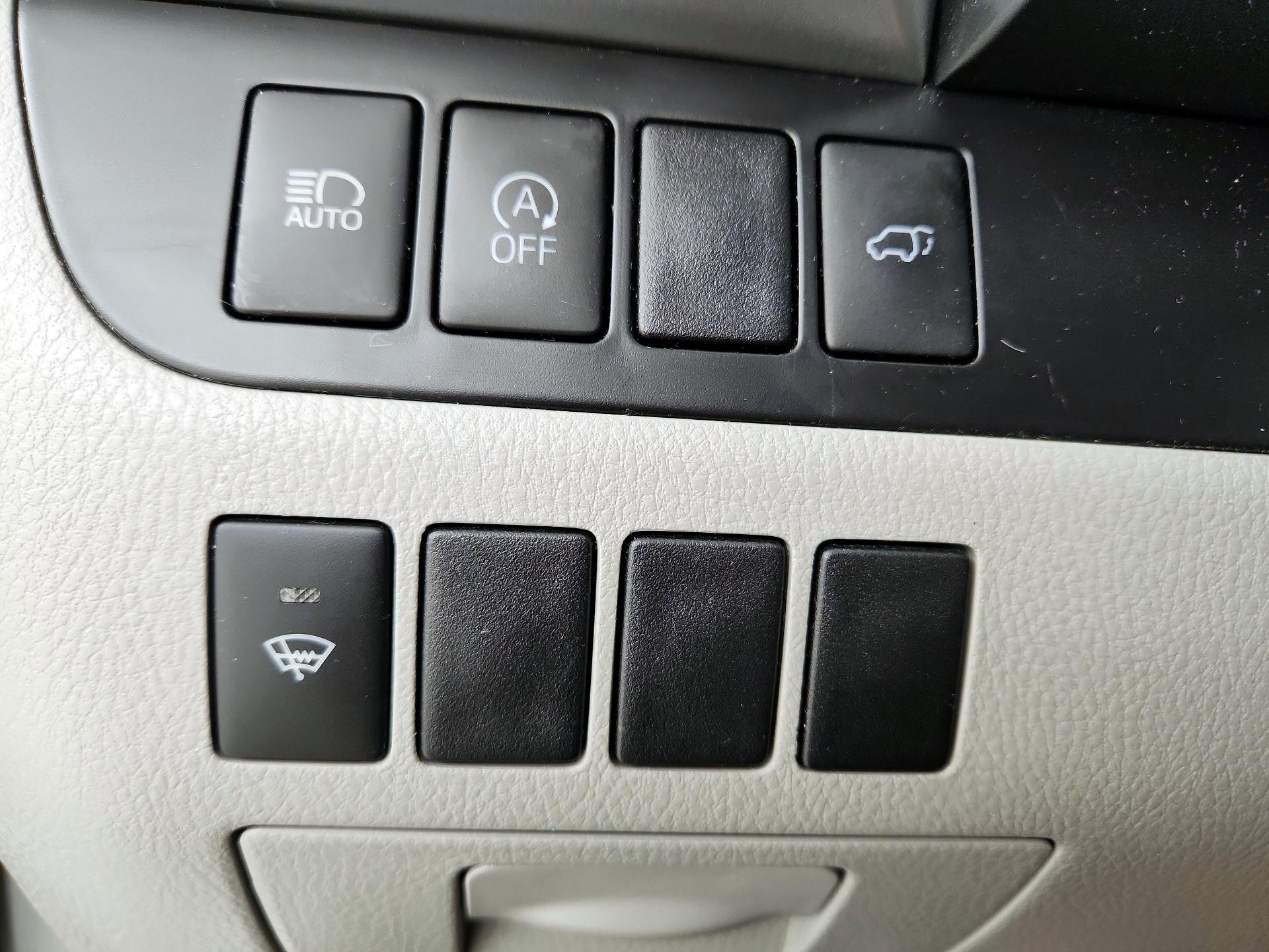 Thumbnail: 2018 Toyota Highlander - 13