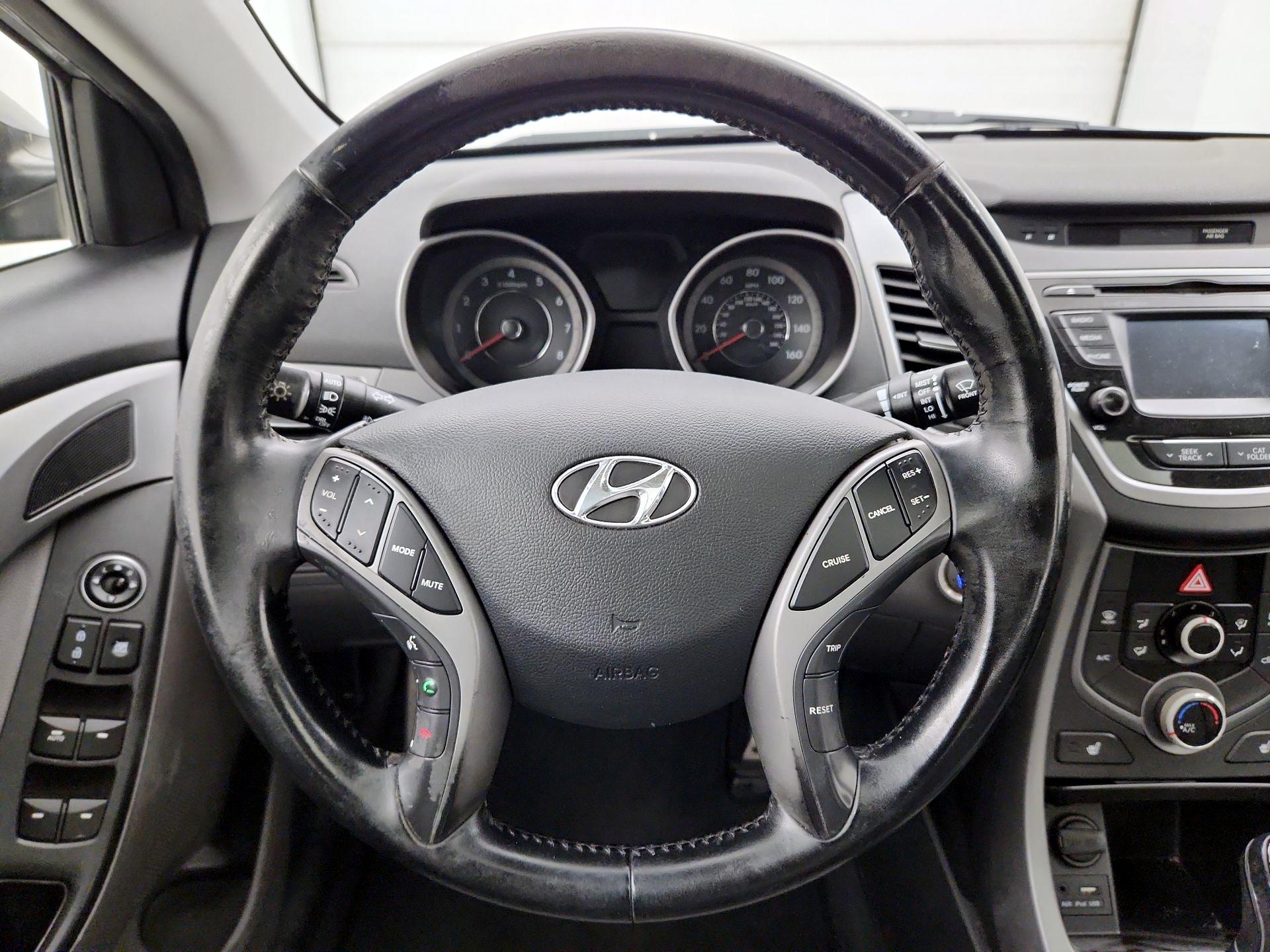 Thumbnail: 2014 Hyundai Elantra - 10