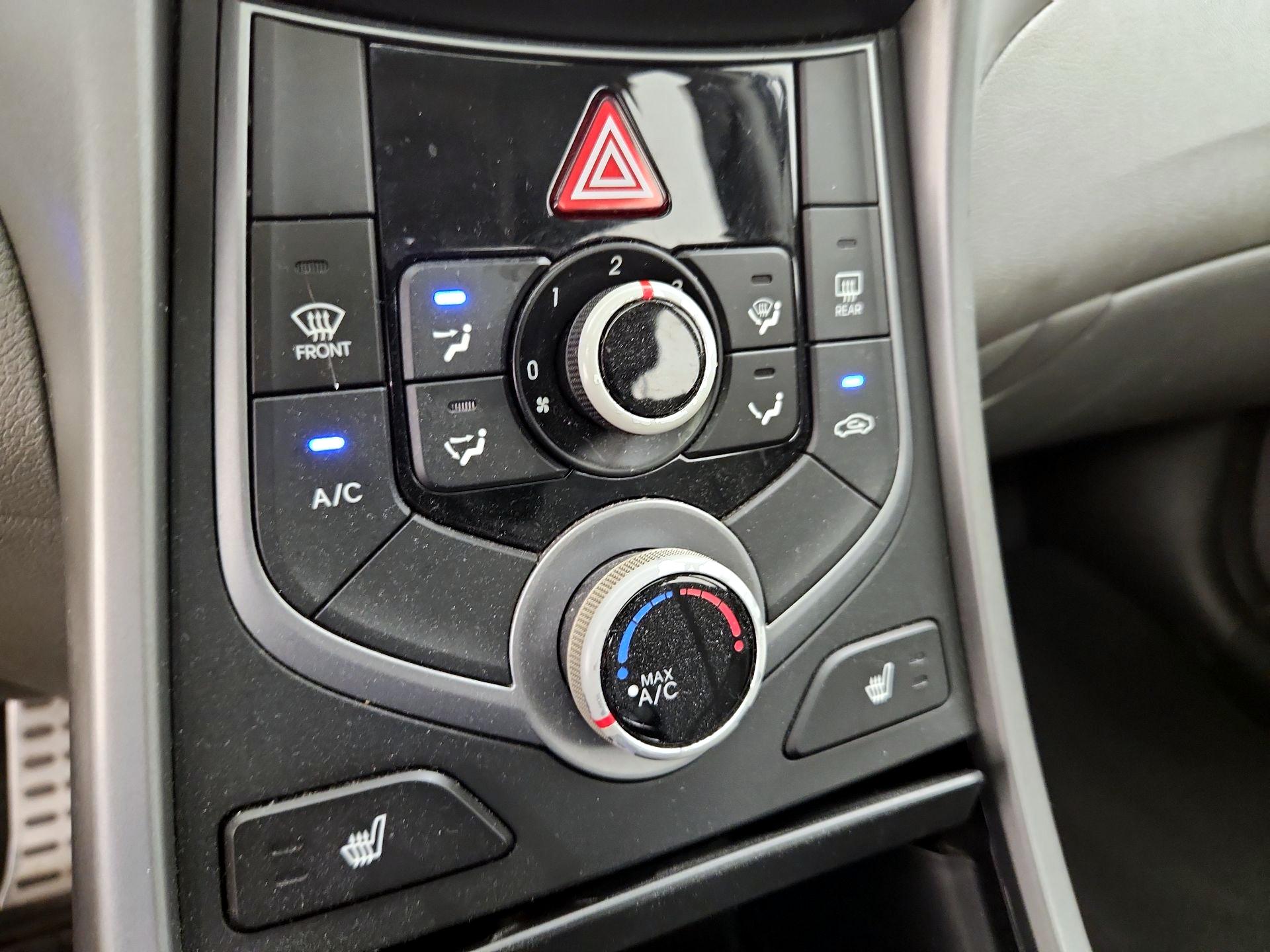 Thumbnail: 2014 Hyundai Elantra - 16