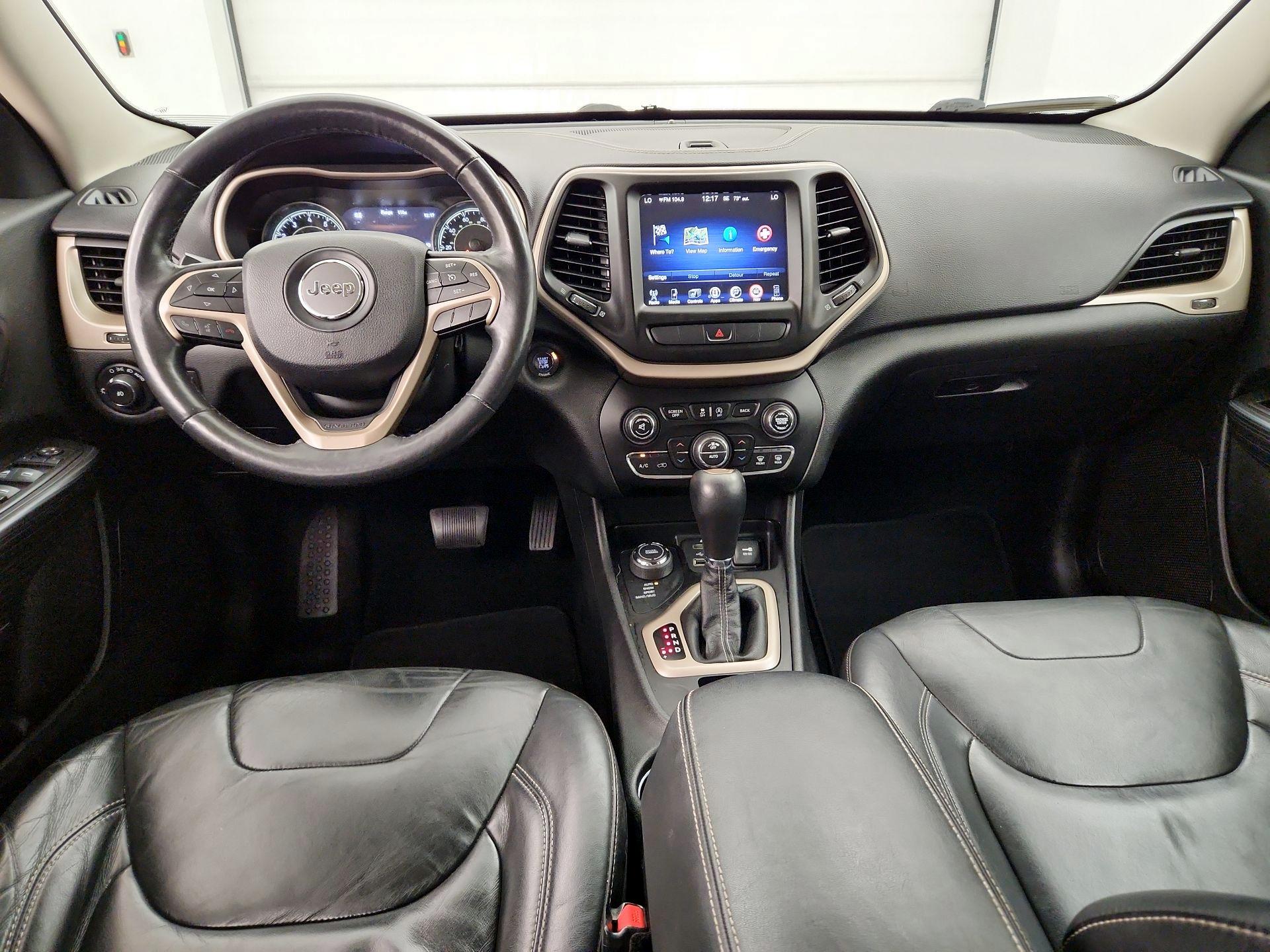 Thumbnail: 2015 Jeep Cherokee - 9