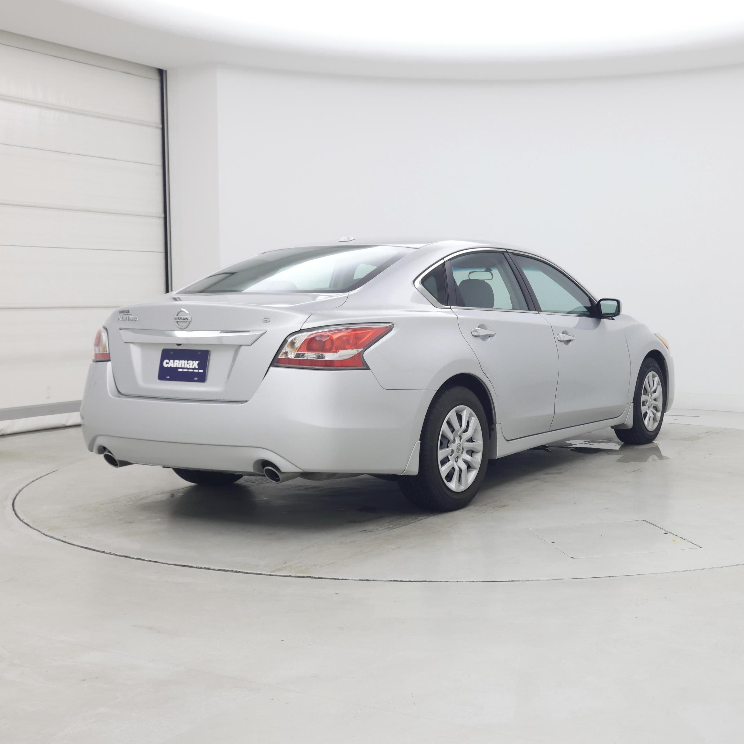 Thumbnail: 2015 Nissan Altima - 8
