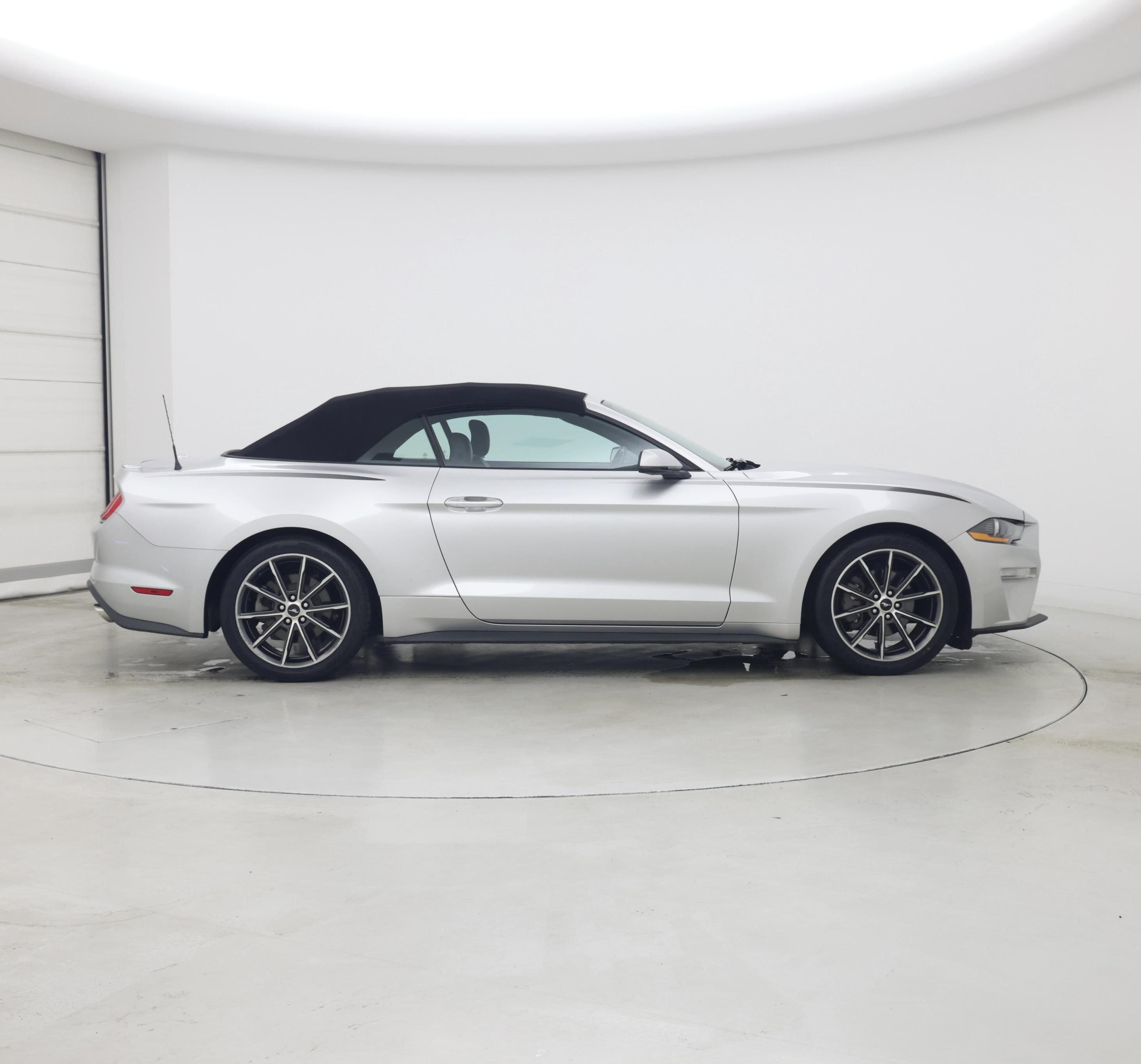 Thumbnail: 2019 Ford Mustang - 7