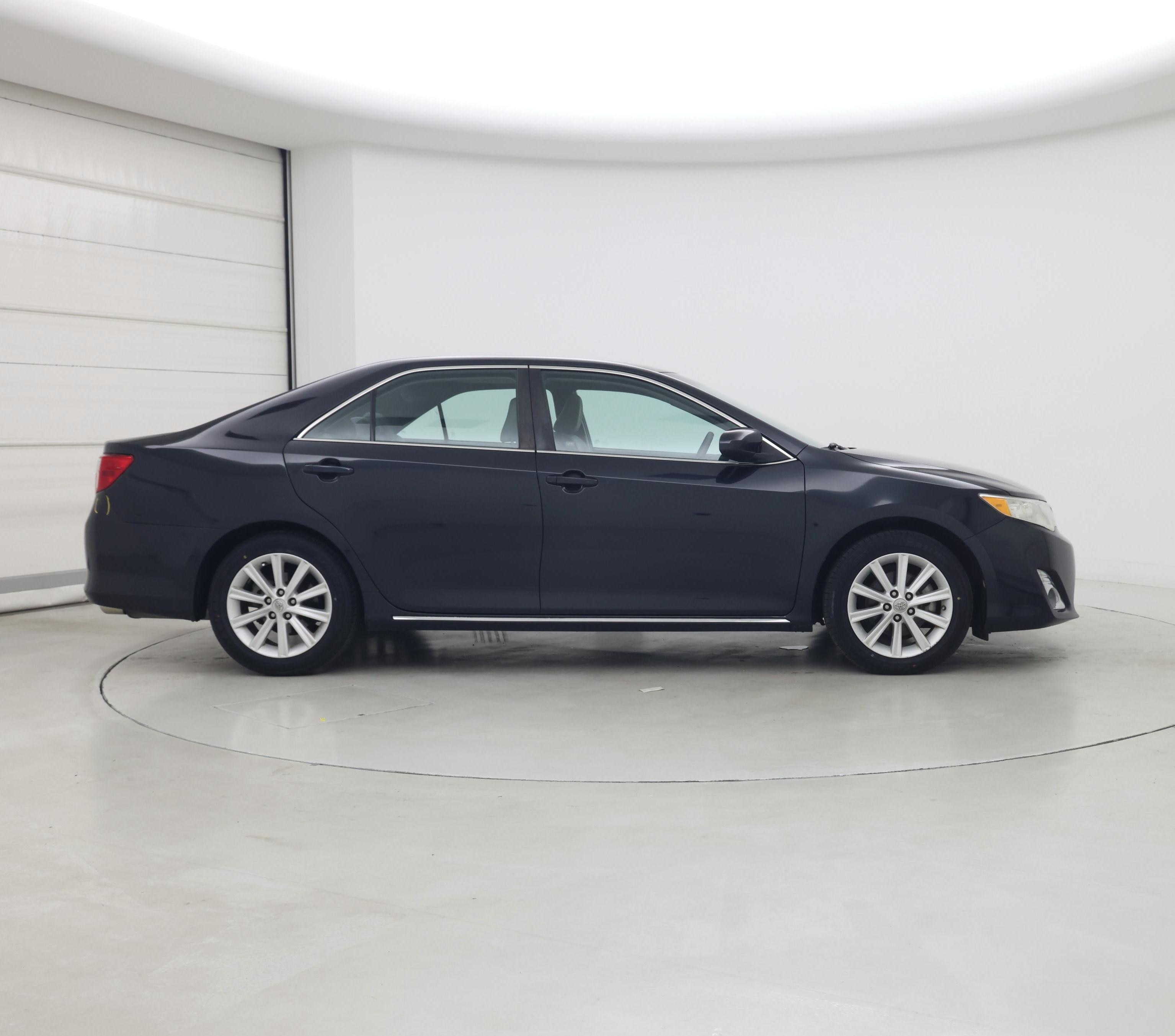 Thumbnail: 2013 Toyota Camry - 7