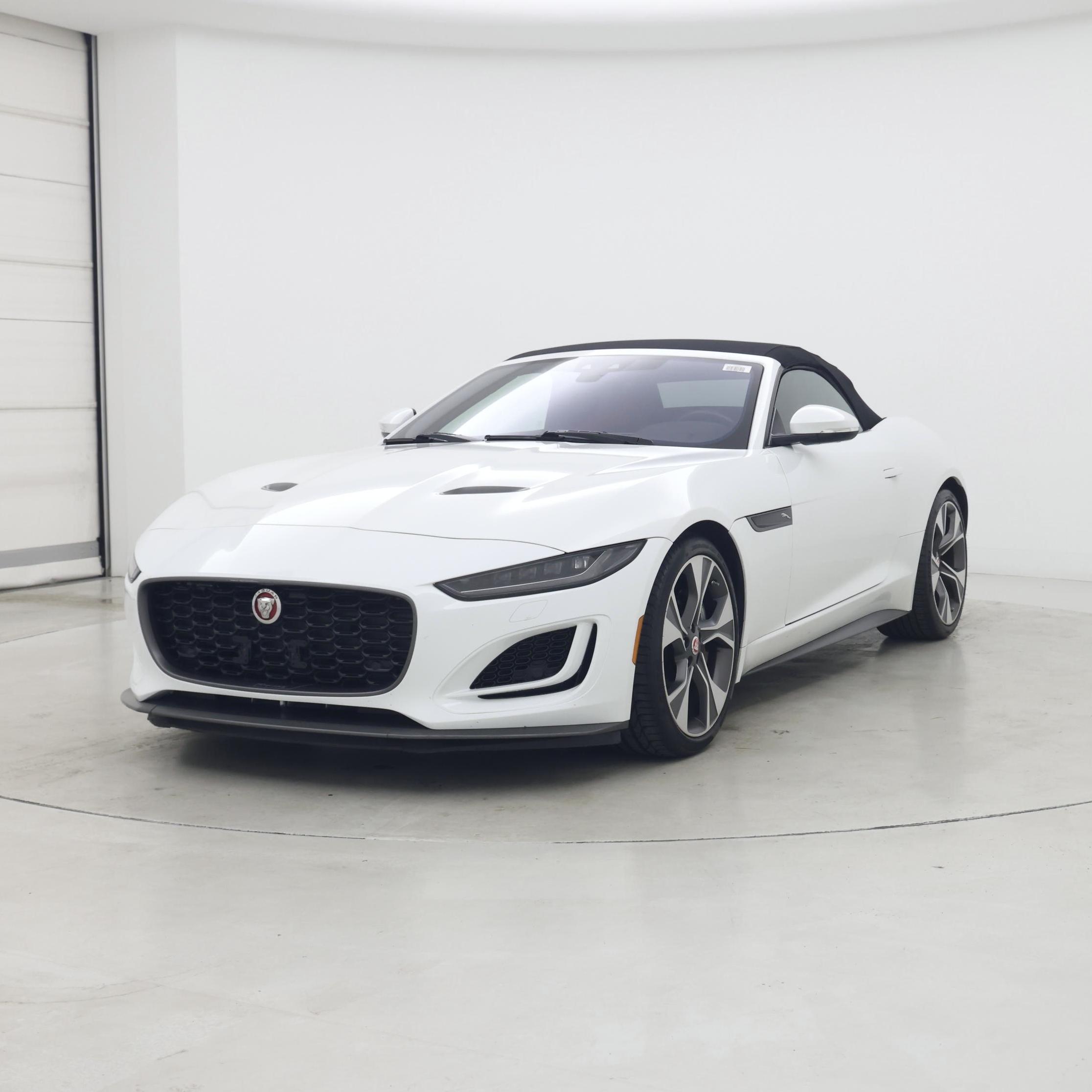 Thumbnail: 2021 Jaguar F-Type - 4
