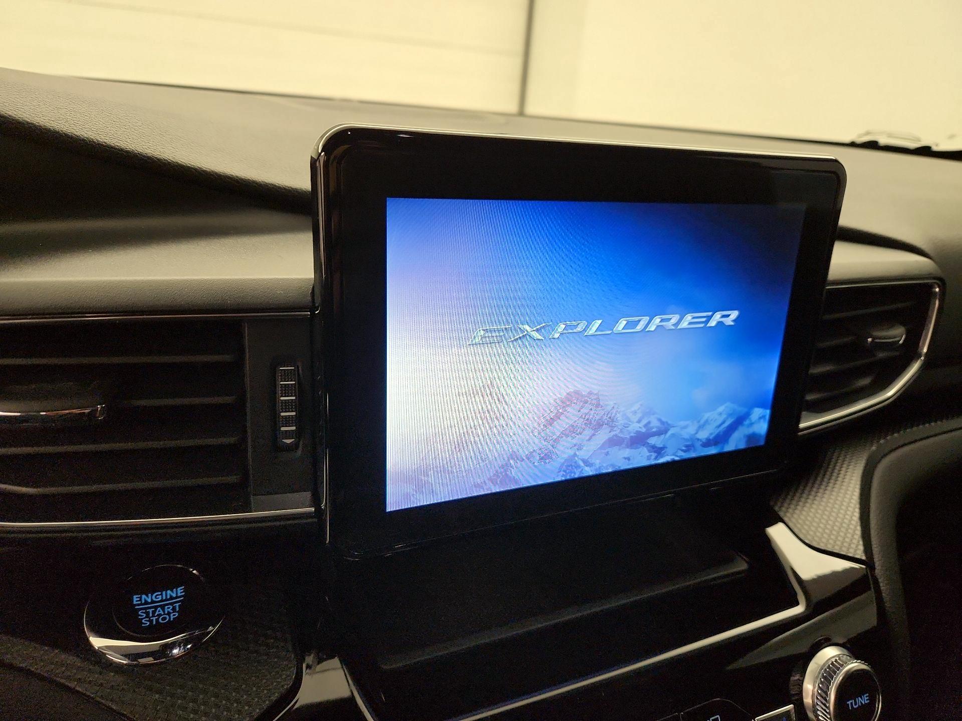 Thumbnail: 2022 Ford Explorer - 15