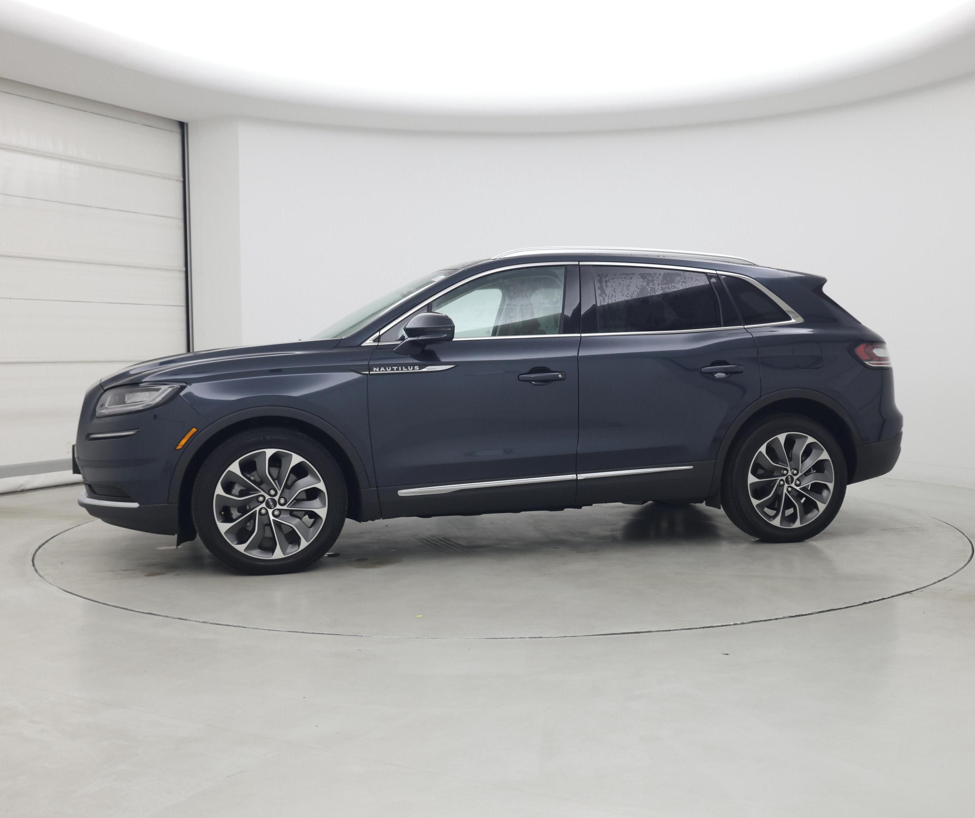 Thumbnail: 2022 Lincoln Nautilus - 3