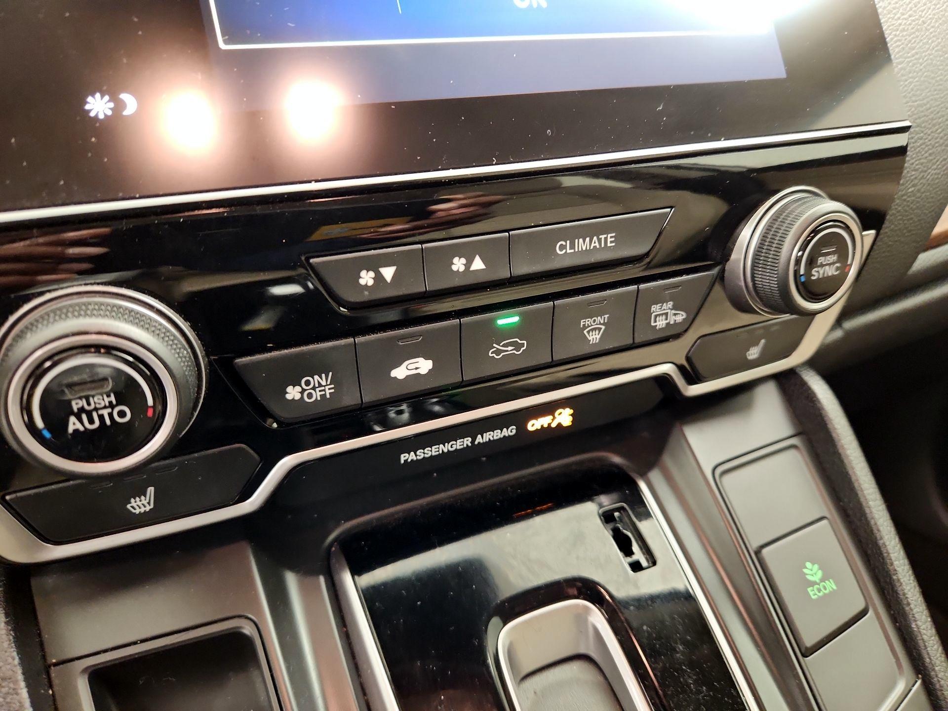 Thumbnail: 2017 Honda CR-V - 16