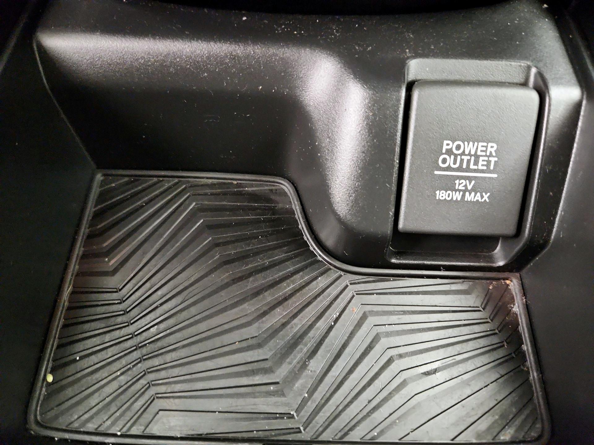 Thumbnail: 2017 Honda CR-V - 18