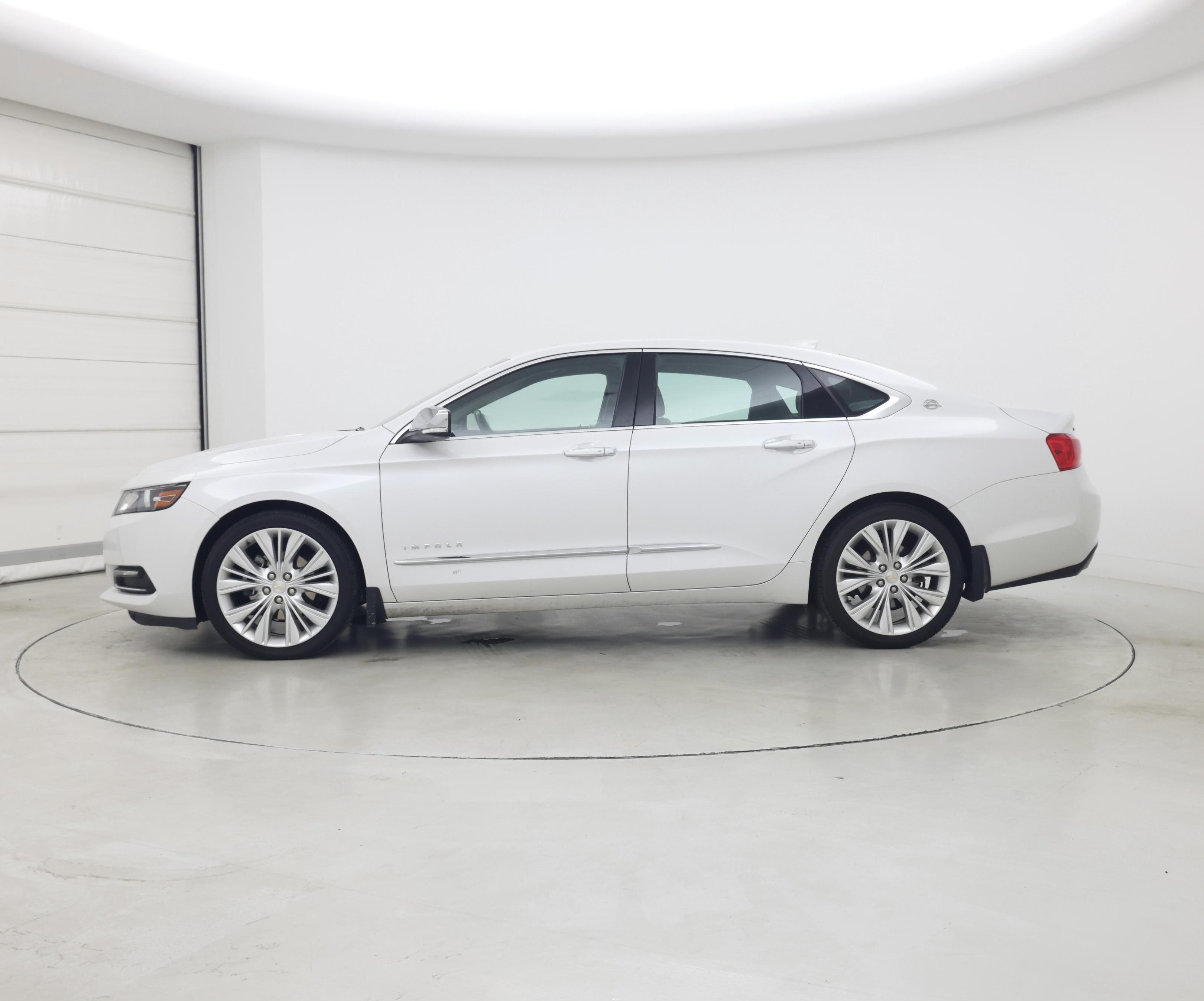 Thumbnail: 2018 Chevrolet Impala - 3