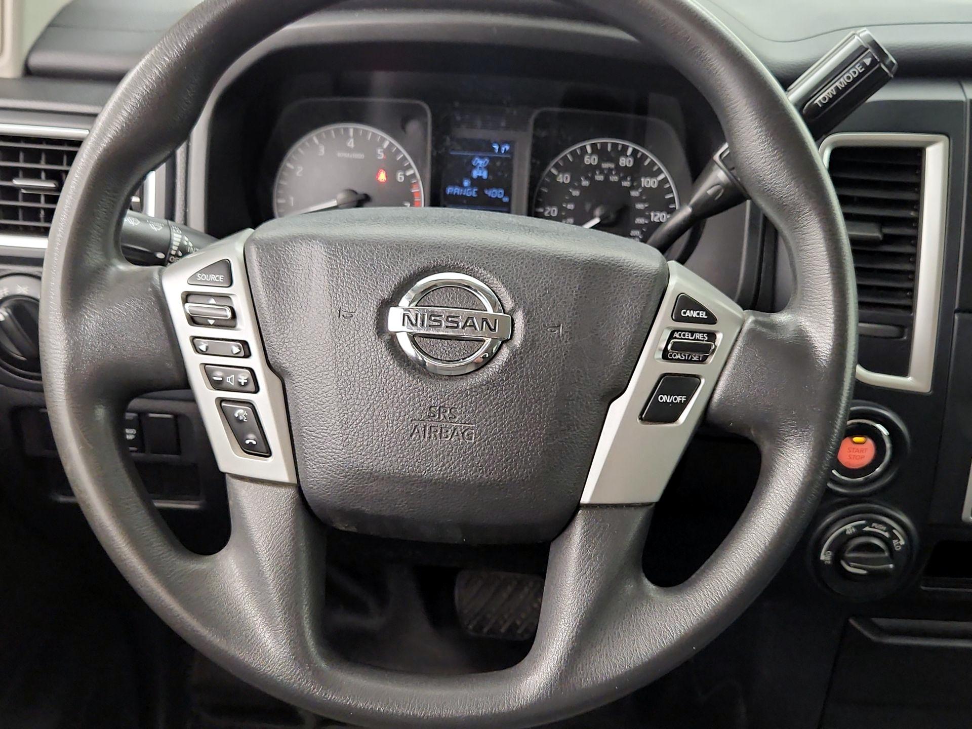 Thumbnail: 2017 Nissan Titan - 10