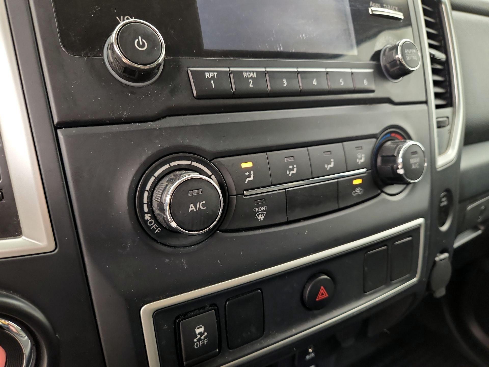 Thumbnail: 2017 Nissan Titan - 15
