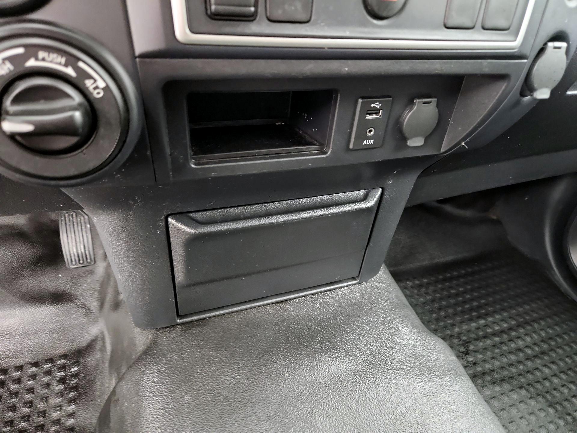 Thumbnail: 2017 Nissan Titan - 17