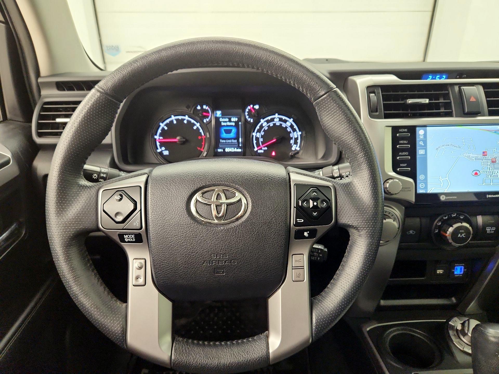 Thumbnail: 2021 Toyota 4Runner - 10