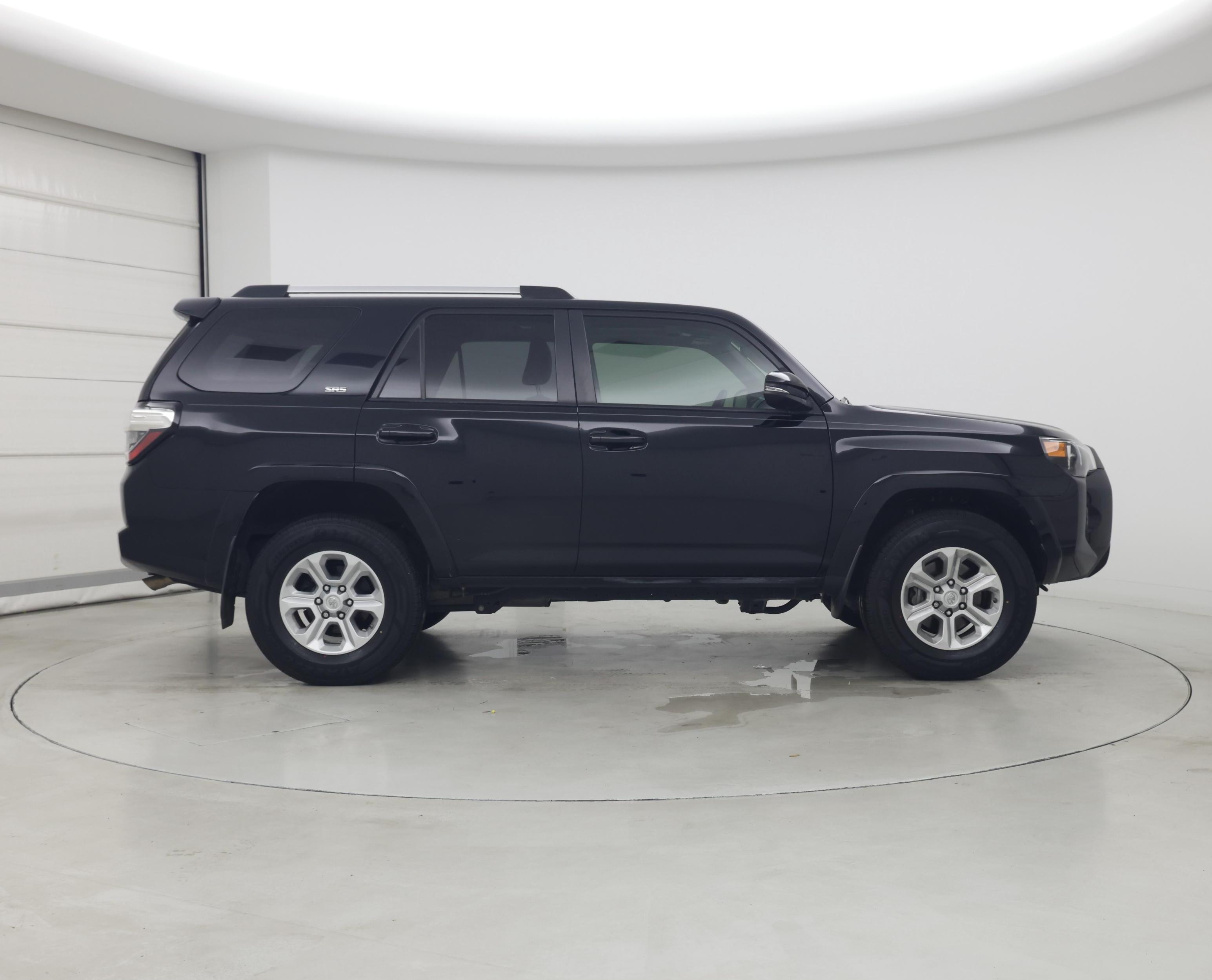 Thumbnail: 2021 Toyota 4Runner - 7