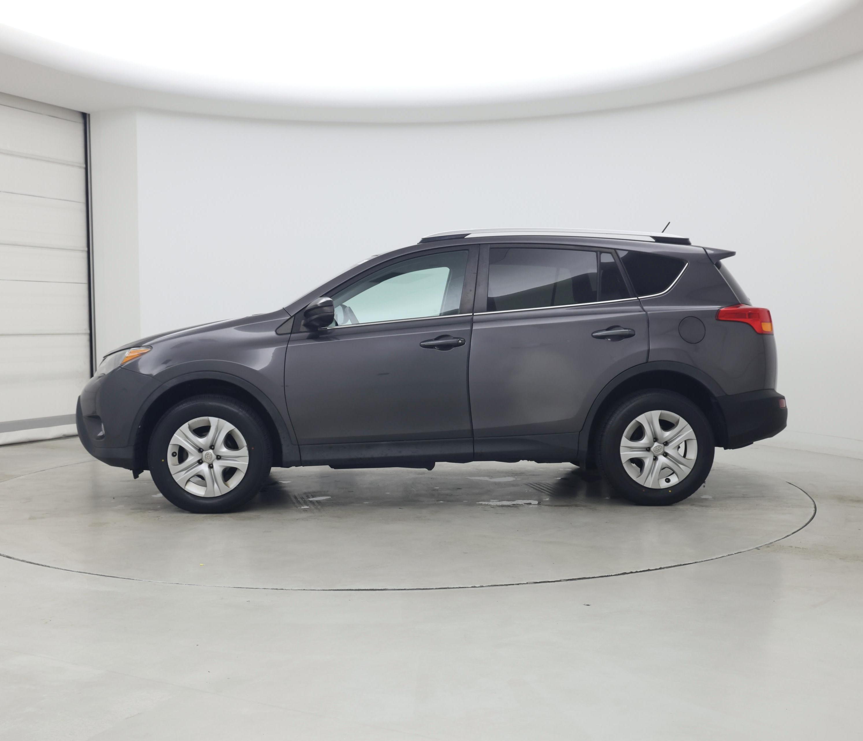 Thumbnail: 2015 Toyota RAV4 - 3
