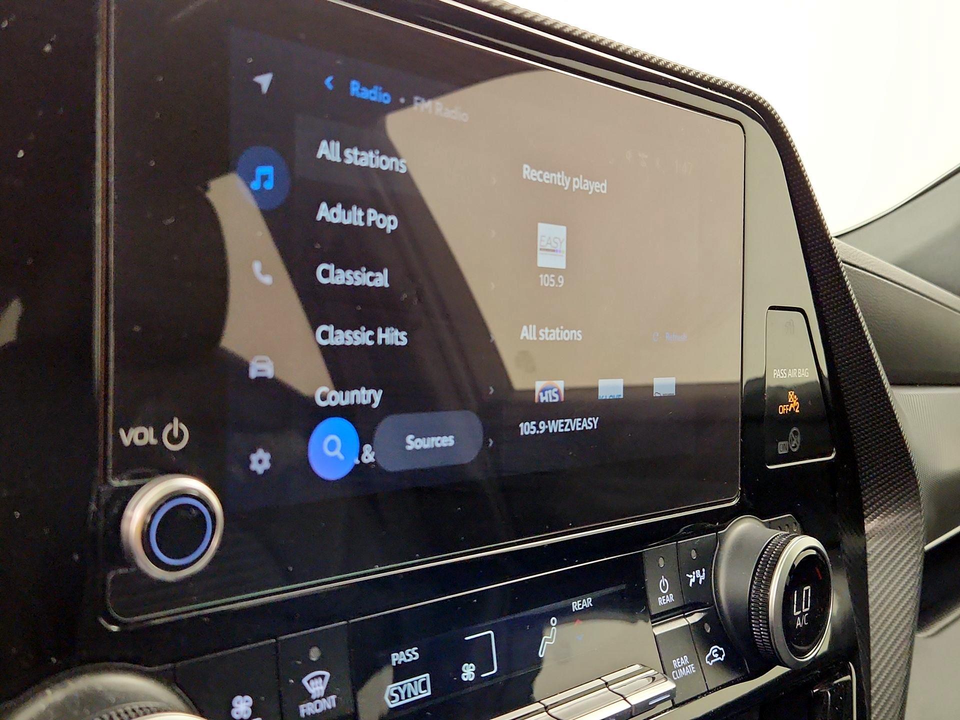 Thumbnail: 2024 Toyota Highlander - 15