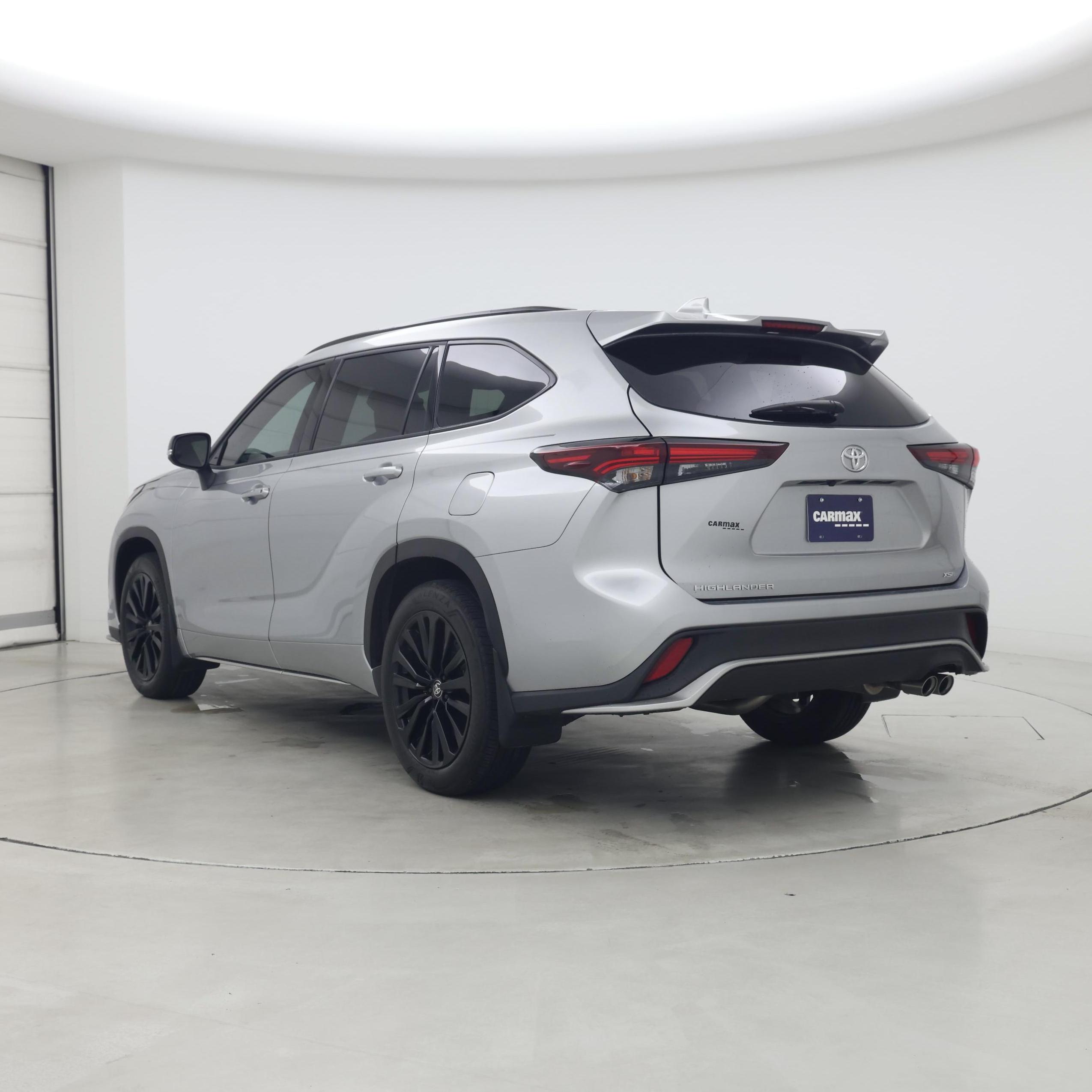 Thumbnail: 2024 Toyota Highlander - 2