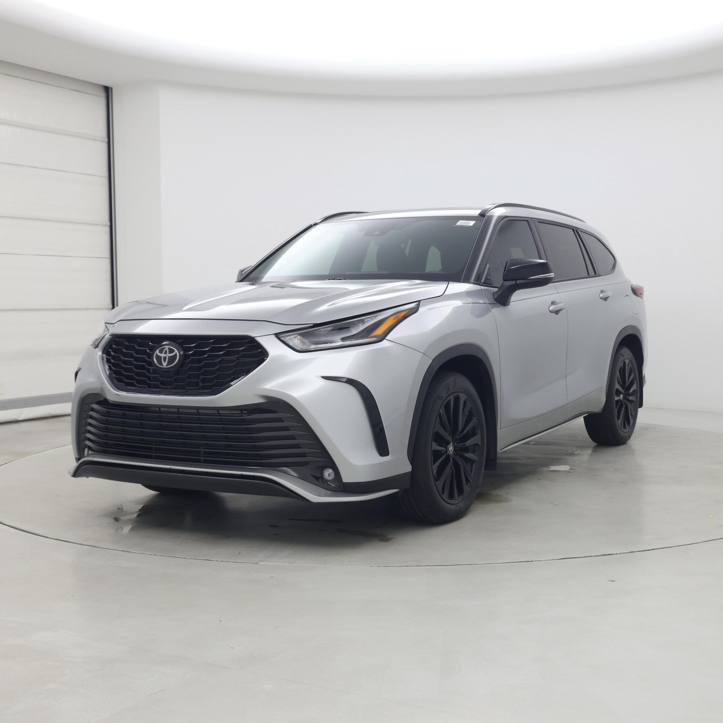 Thumbnail: 2024 Toyota Highlander - 4