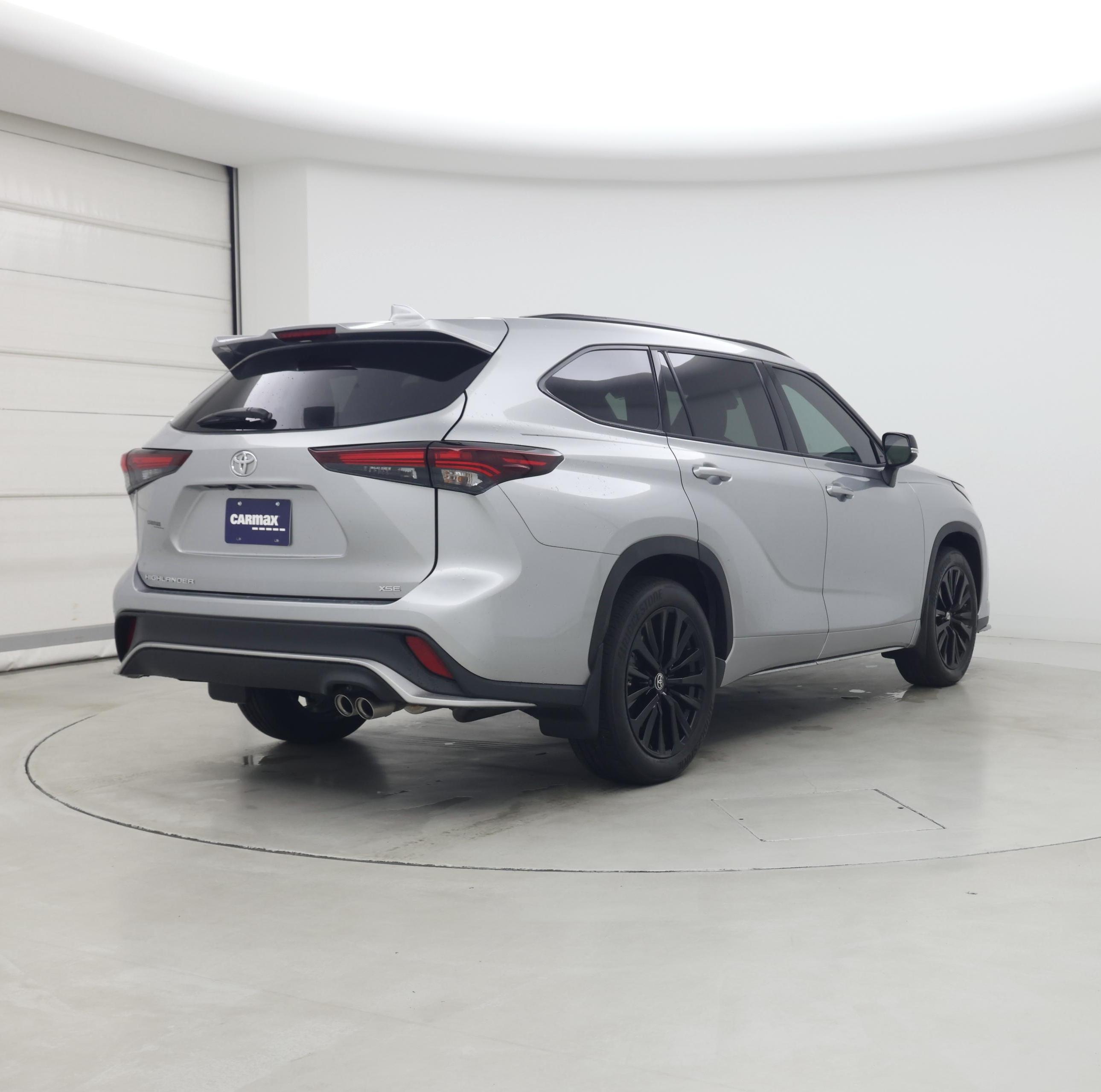 Thumbnail: 2024 Toyota Highlander - 8