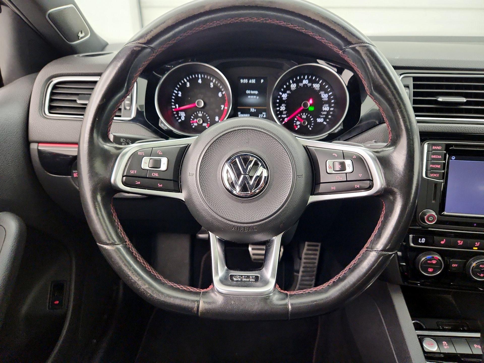 Thumbnail: 2017 Volkswagen Jetta - 10