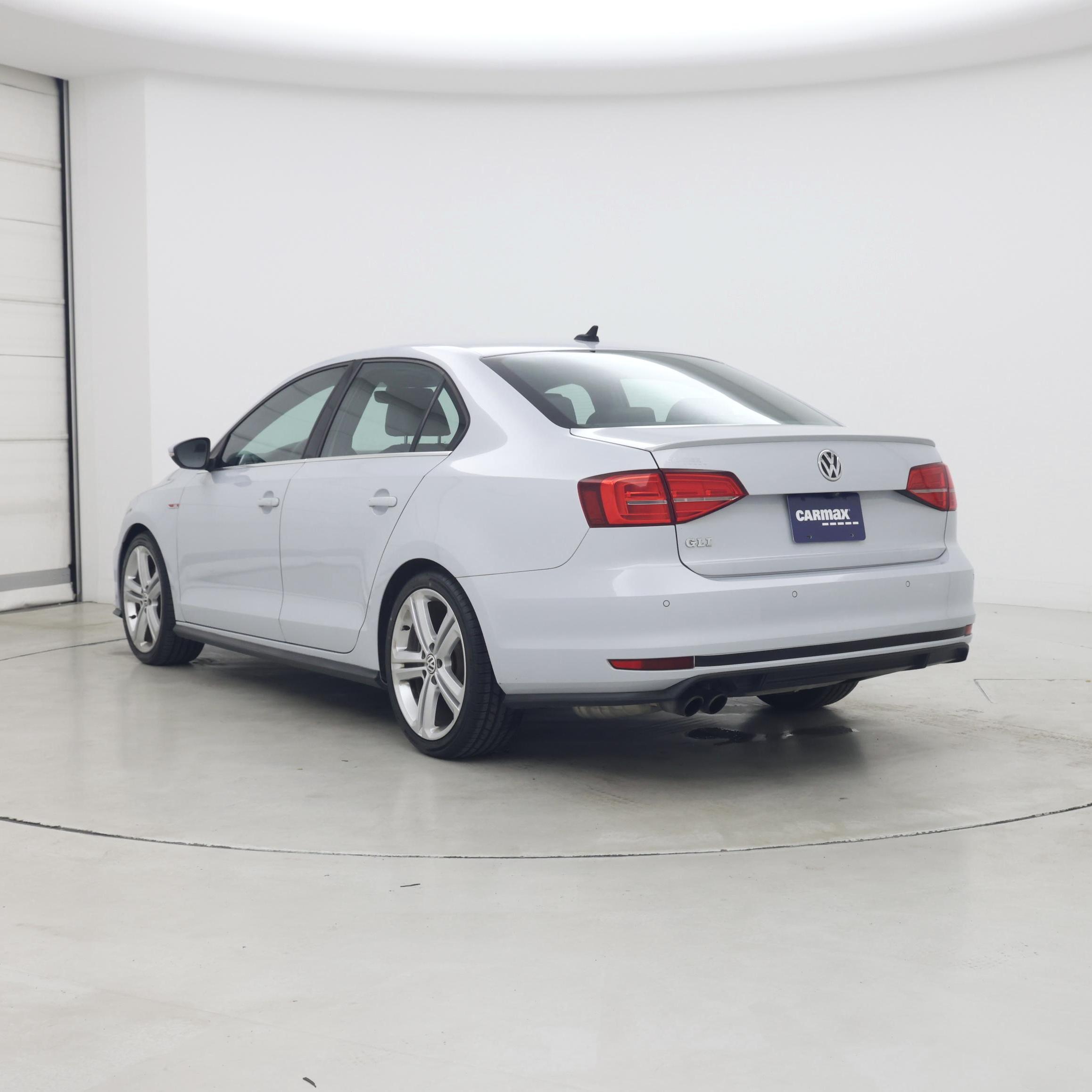 Thumbnail: 2017 Volkswagen Jetta - 2