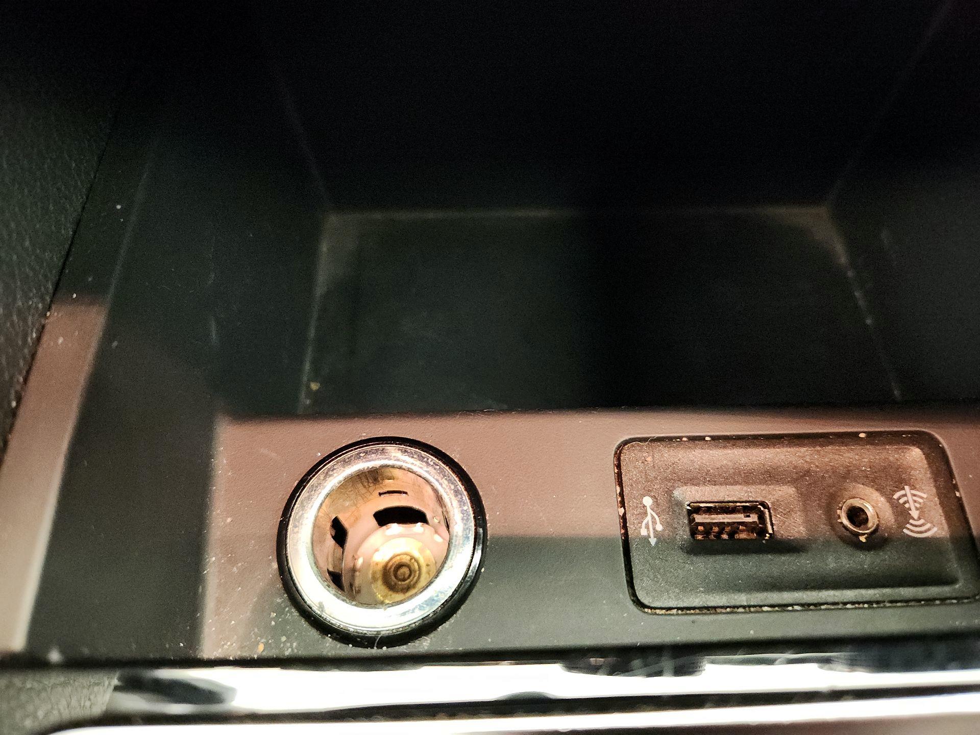 Thumbnail: 2017 Volkswagen Jetta - 19