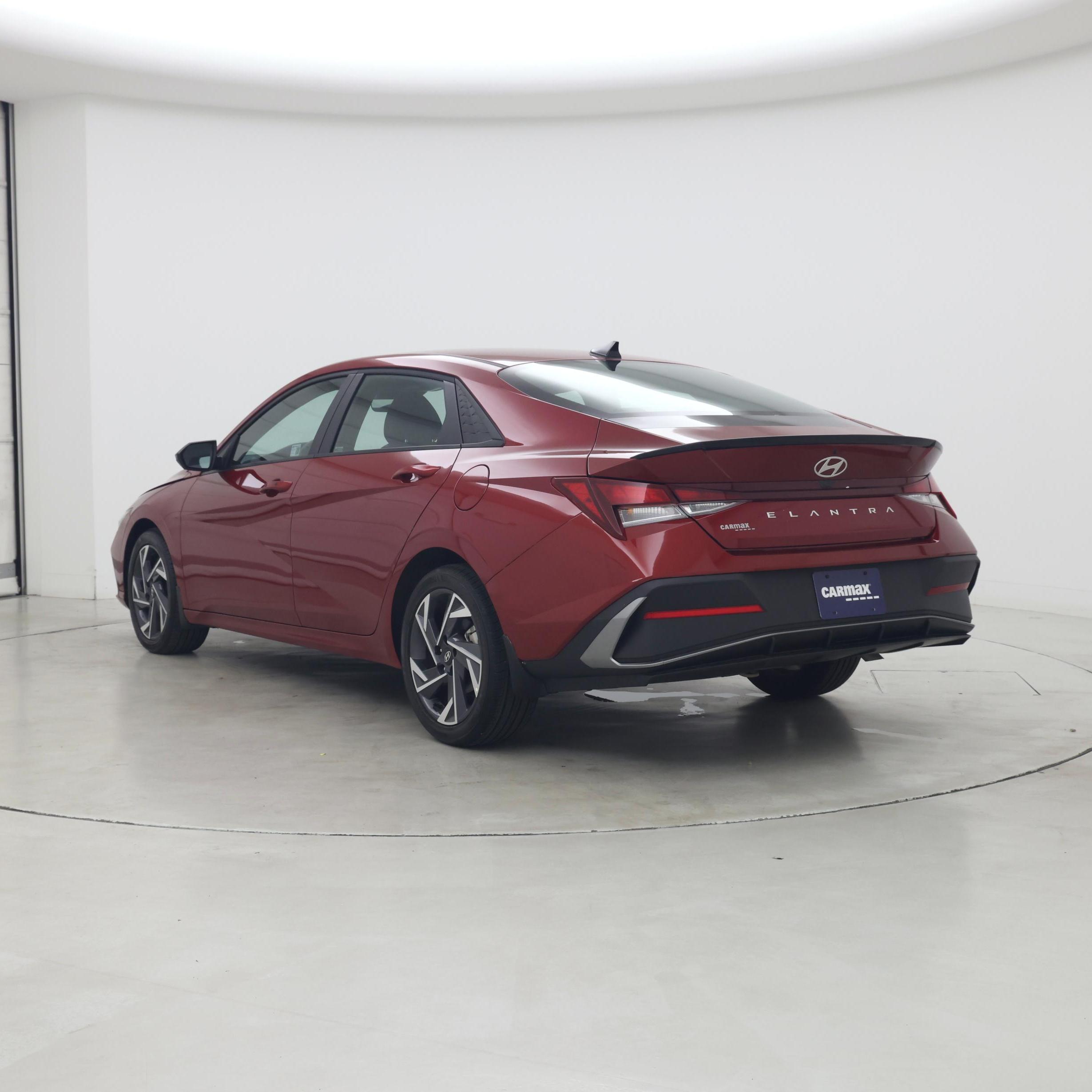 Thumbnail: 2025 Hyundai Elantra - 2