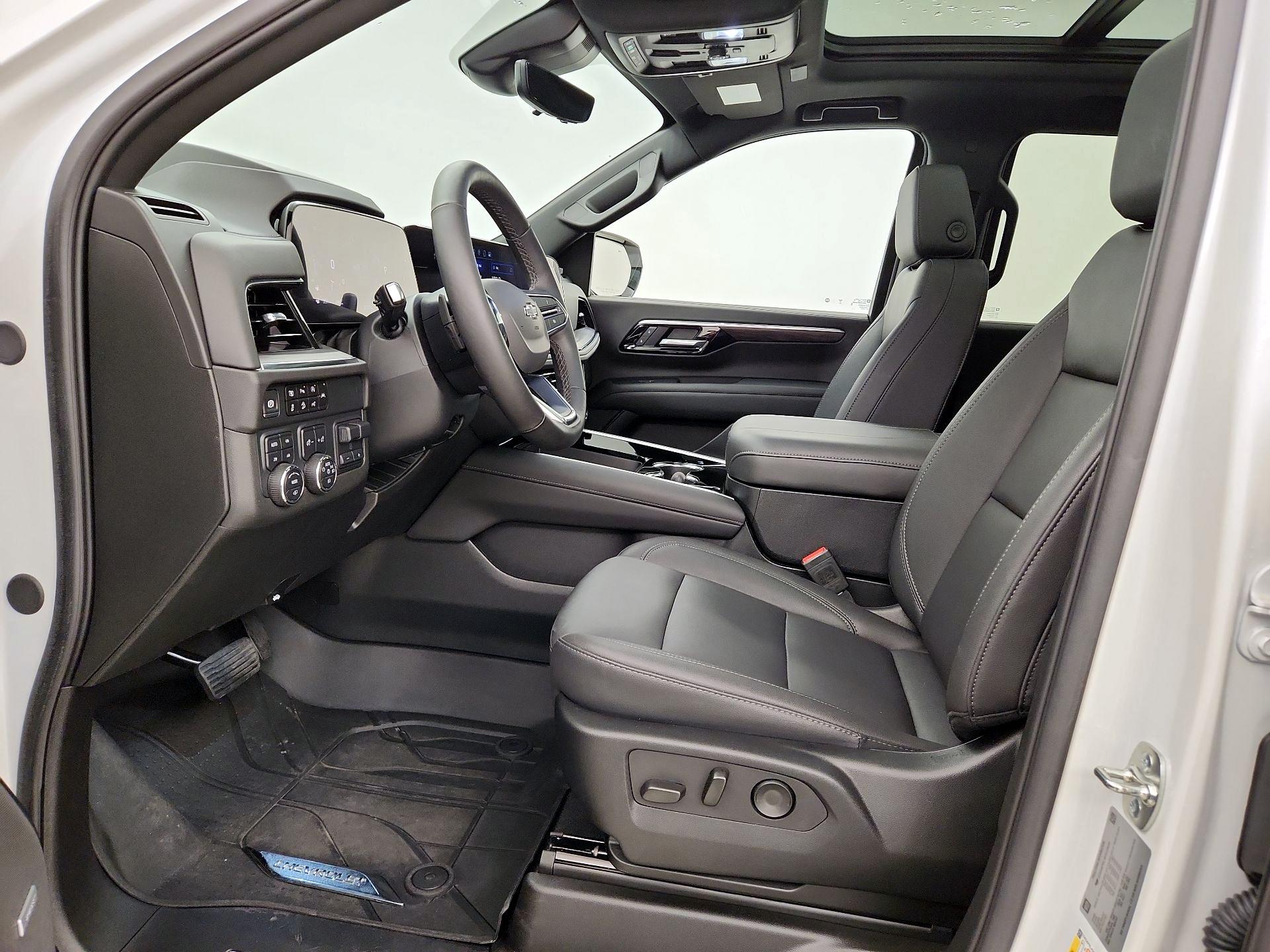 Thumbnail: 2025 Chevrolet Tahoe - 11