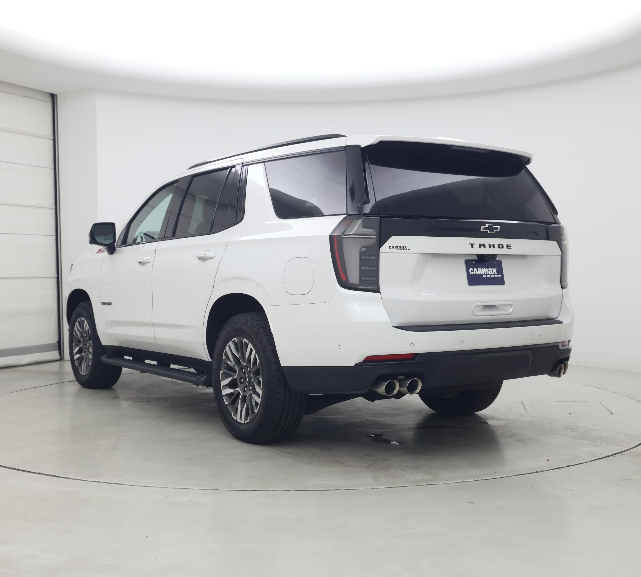 Thumbnail: 2025 Chevrolet Tahoe - 2
